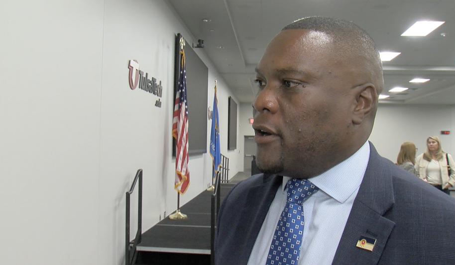 Monroe Nichols, Oct. 21