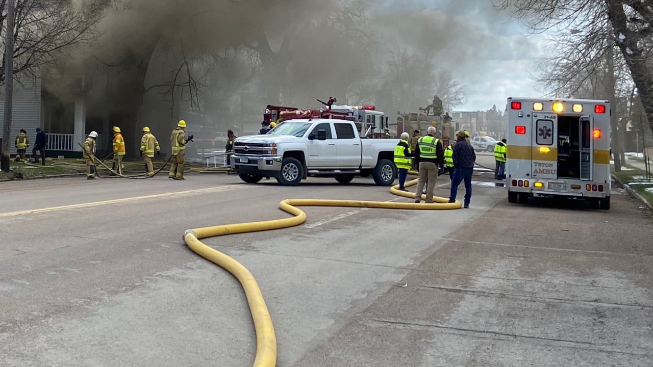 Fire in Choteau displaces apartment residents