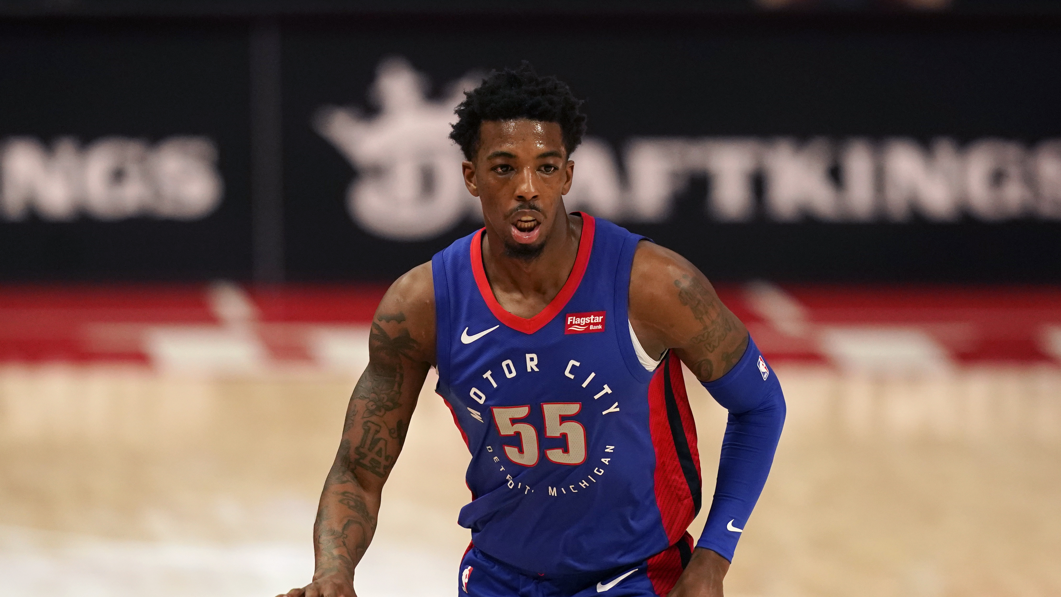 Delon Wright Pistons