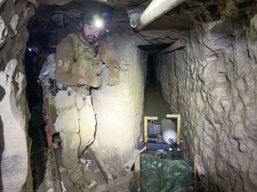 BAJA METRO BORDER TUNNEL 3.jpg