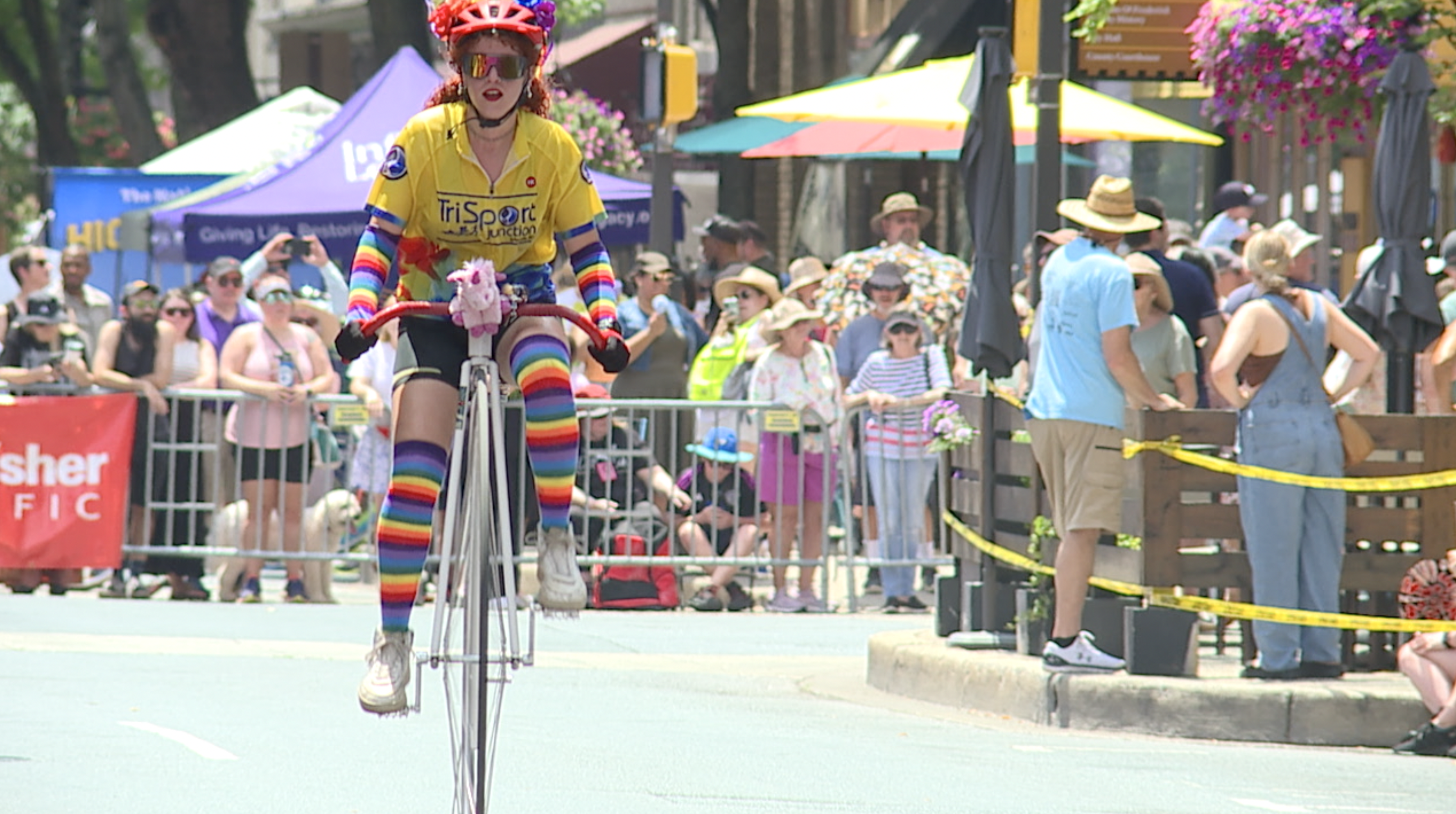 High wheel bike race 