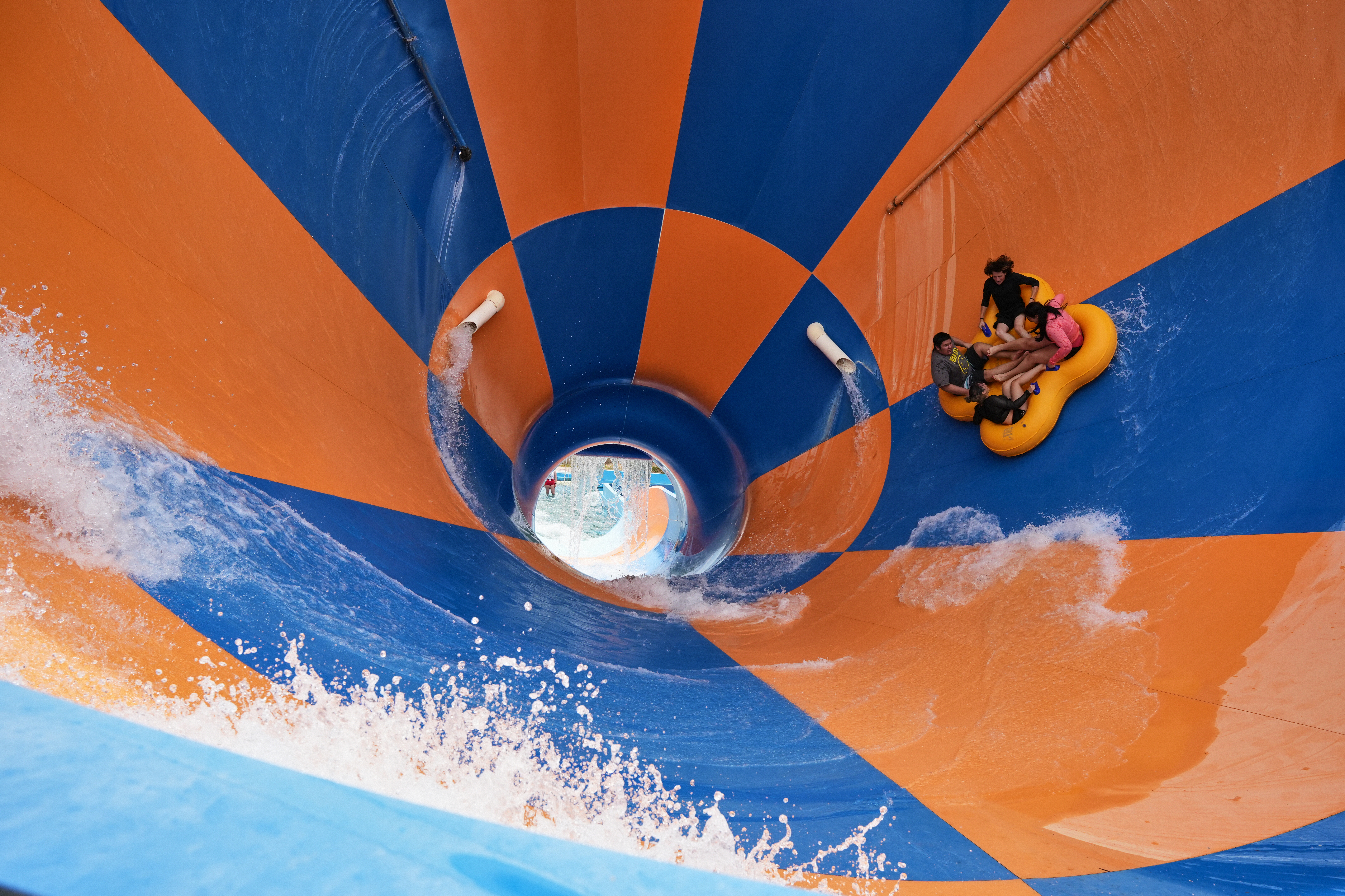 Hurricane Harbor Phoenix | Tornado