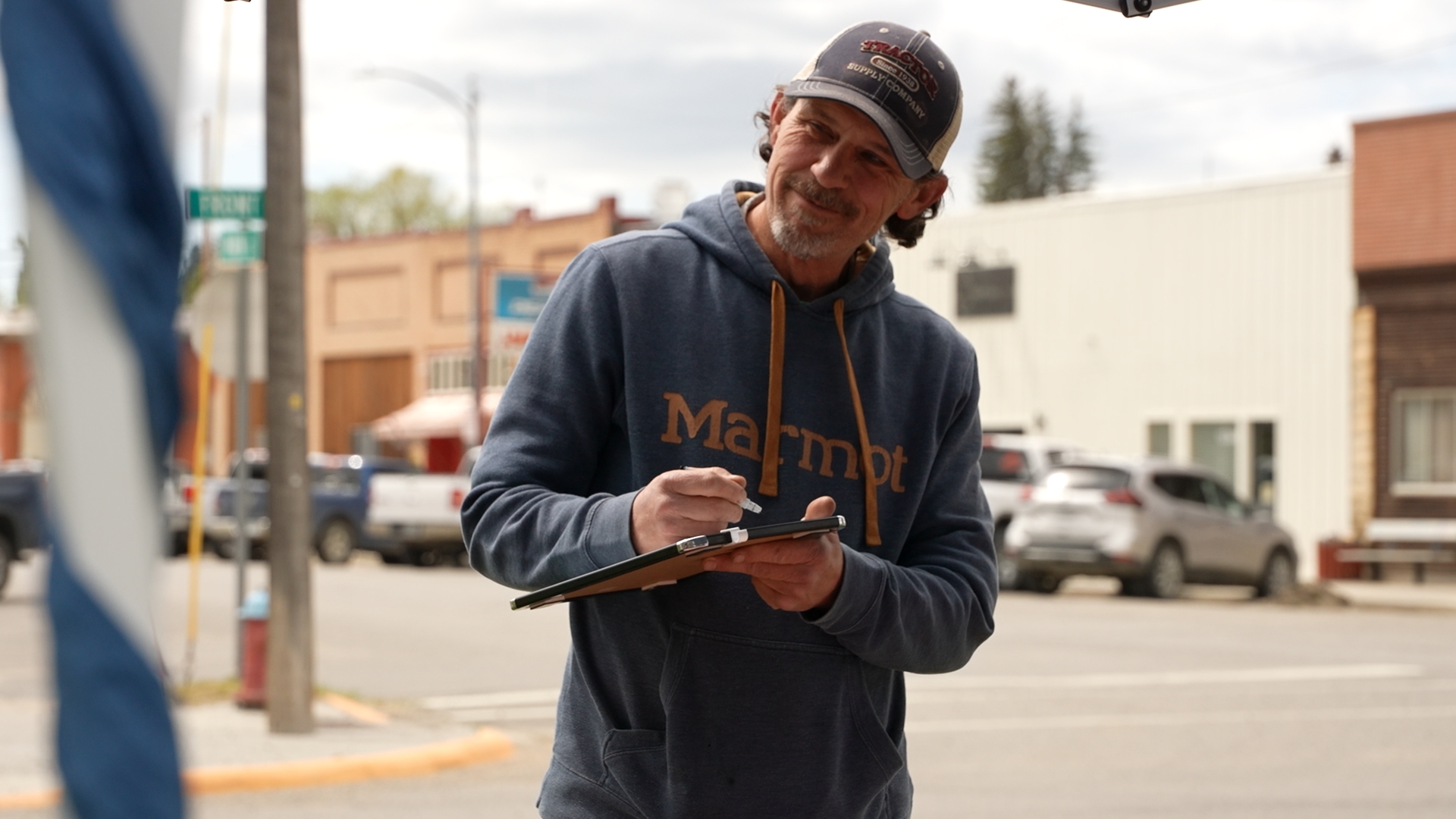 Farm Box: Year-round farmer's market in Joliet connecting local producers with purchasers 