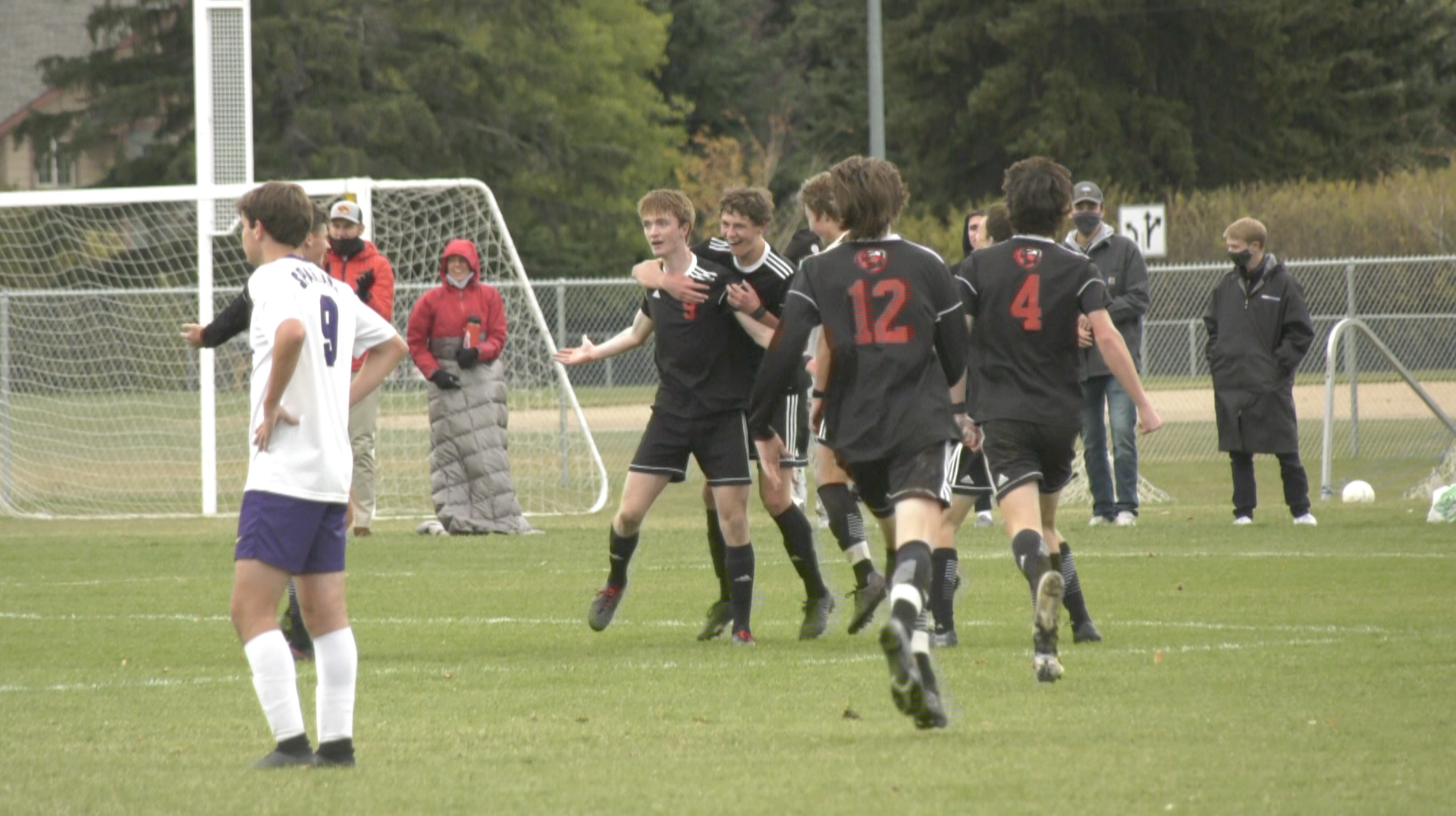 Glacier girls and Bozeman boys advance to AA State soccer championships