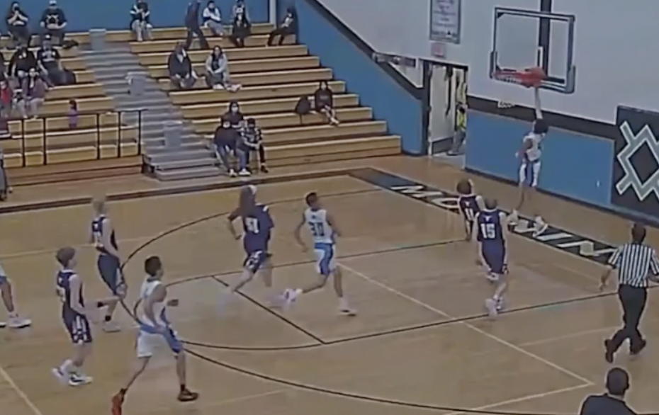 Emerson Layup 22.png