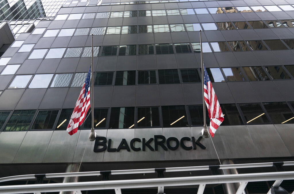 Earns BlackRock
