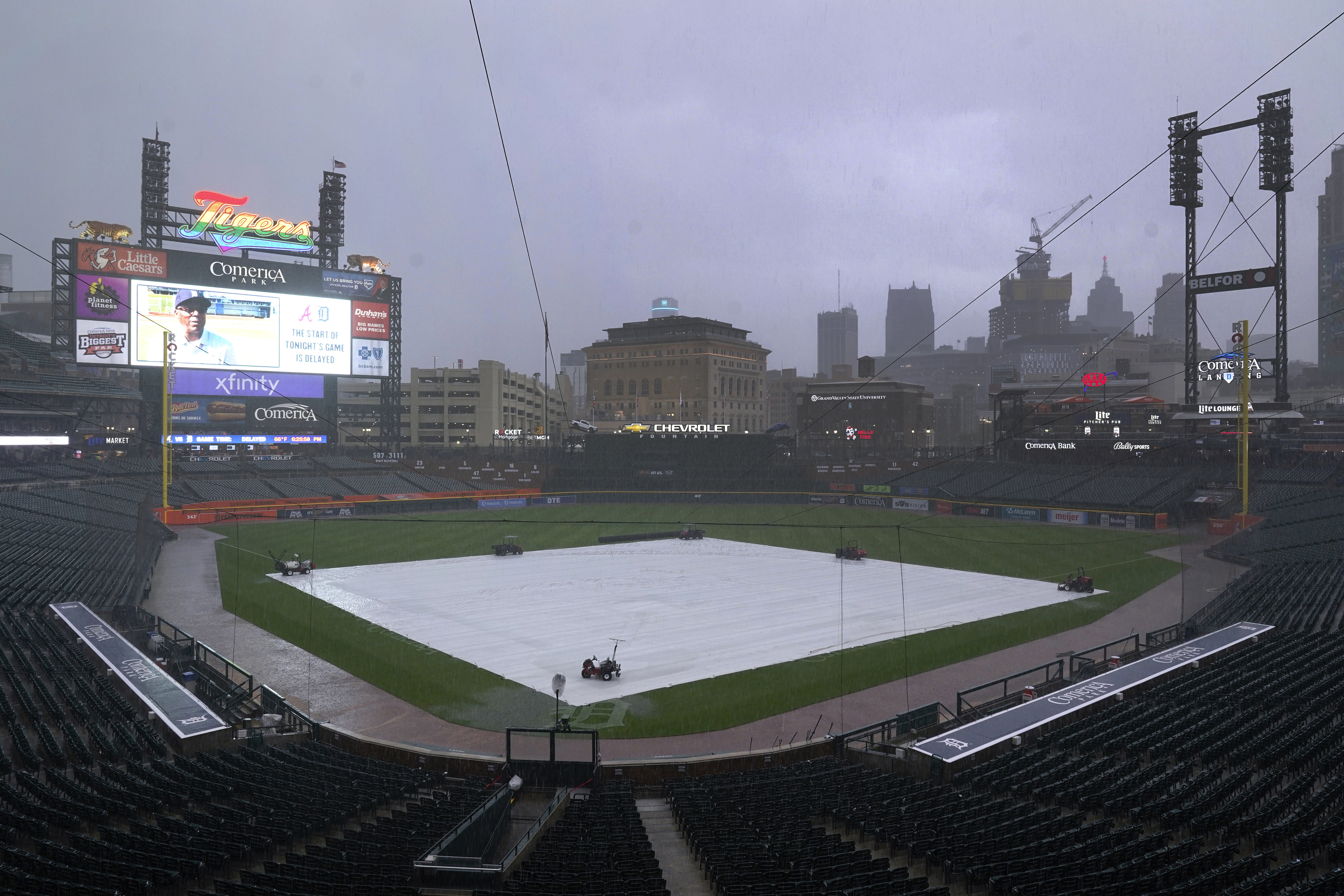 Braves Tigers Baseball