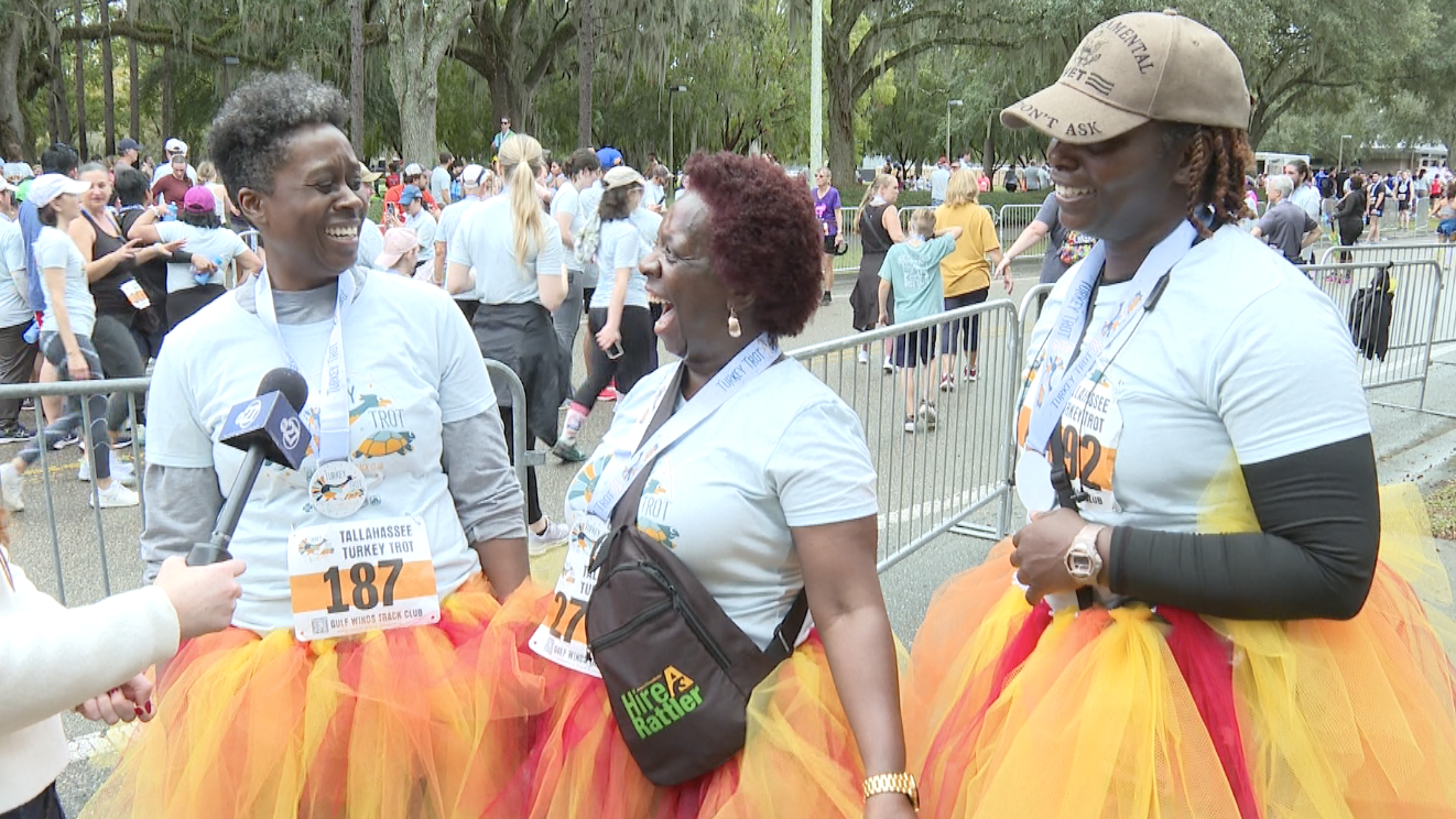 Neighbors showed out for the Turkey Trot this Thanksgiving 