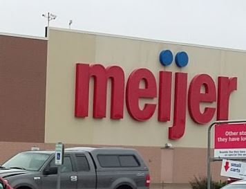 Meijer reminding customers that they must wear masks