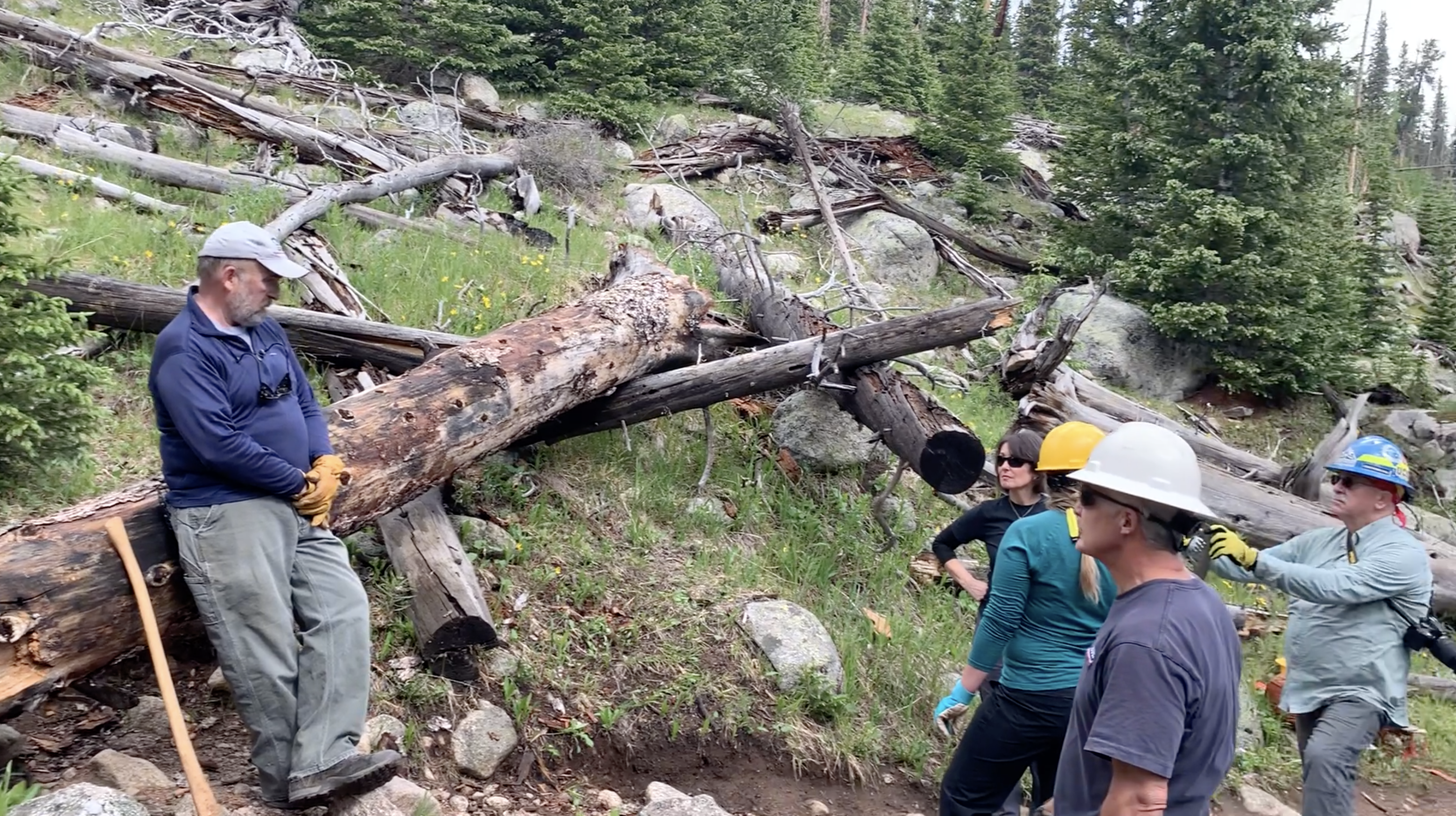 volunteers for outdoor colorado.png