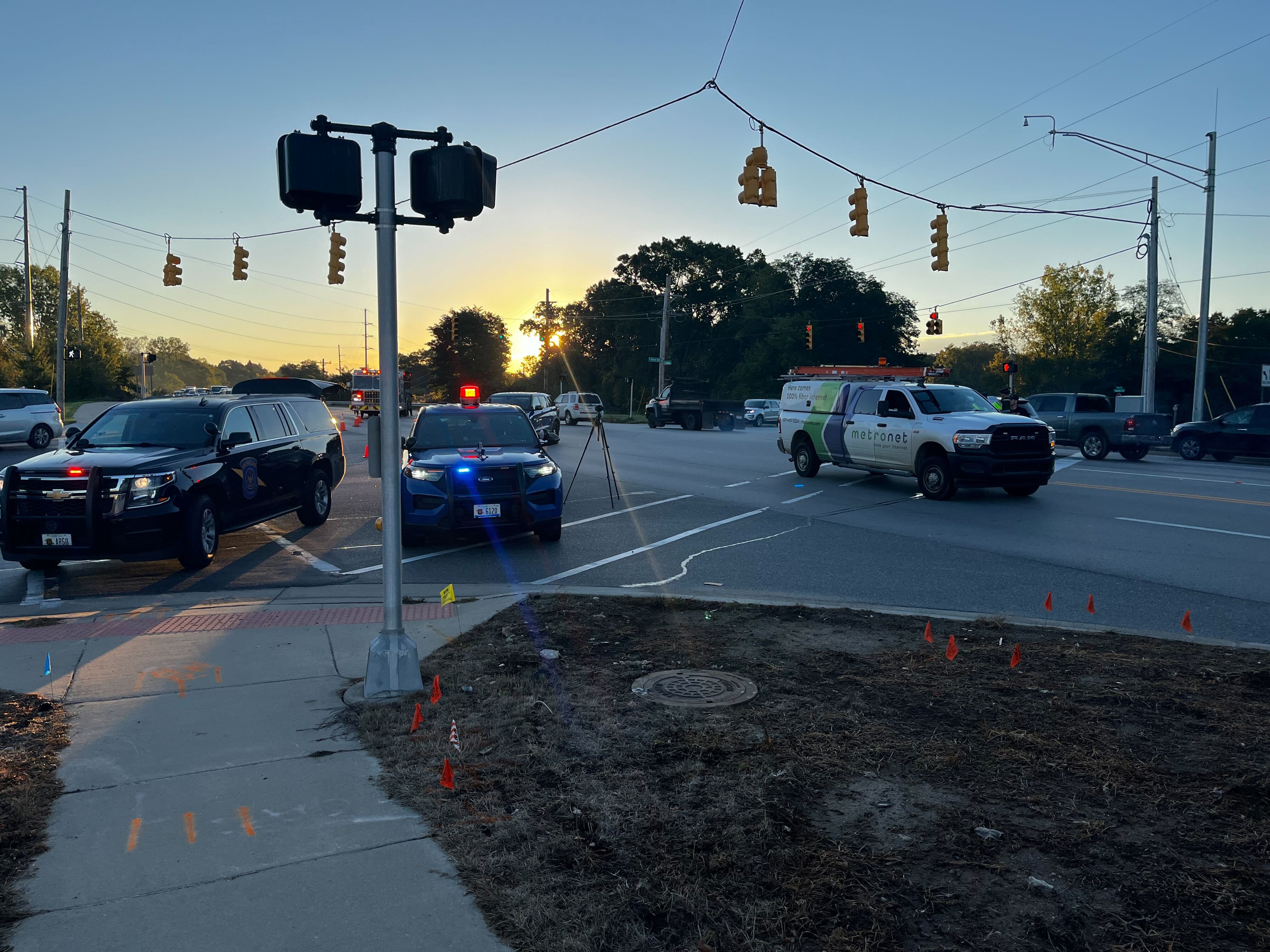 Pedestrian hit at Fulton and Crahen, in serious condition 