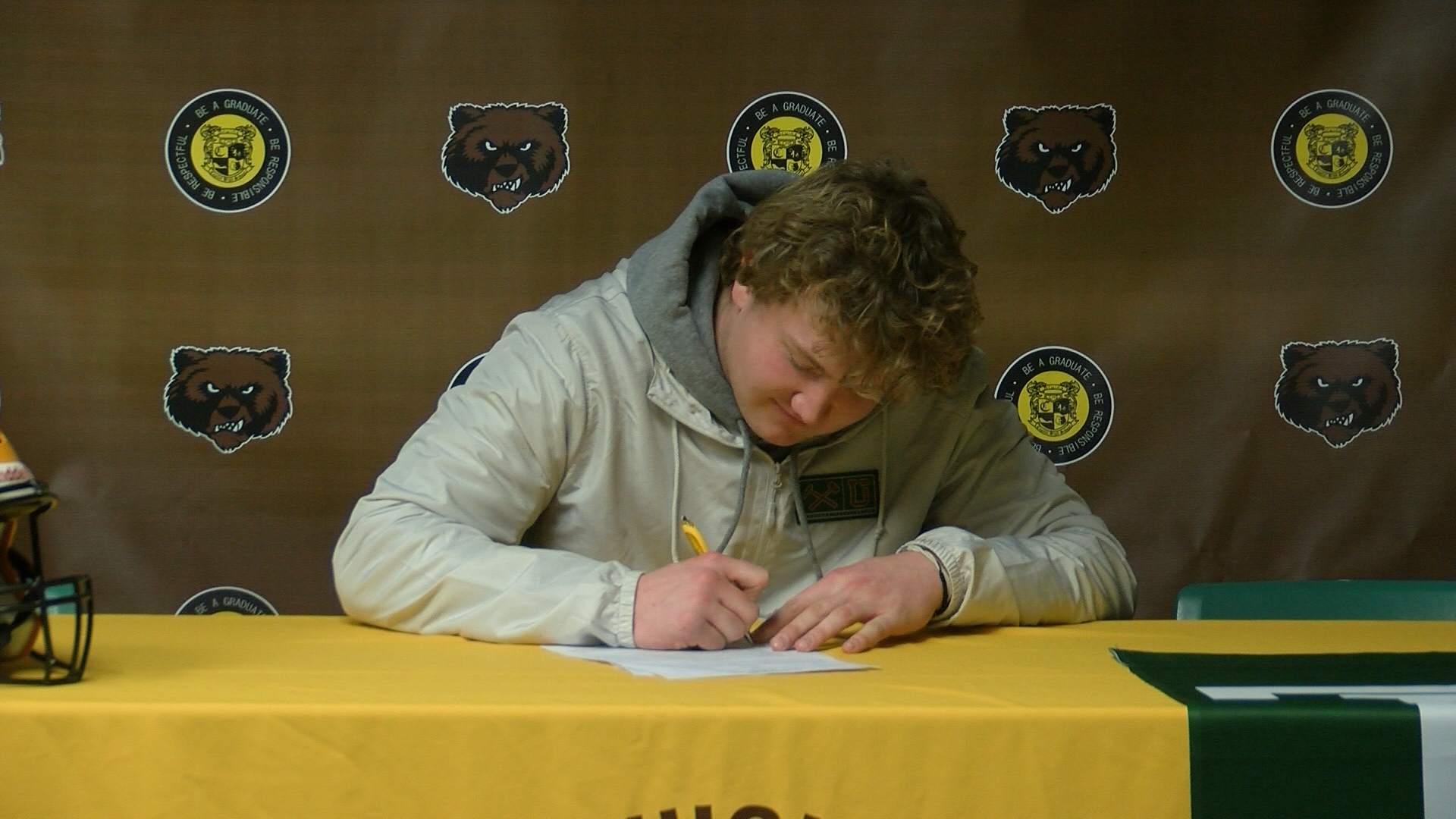 Jamey Michelotti signs to Montana Tech football