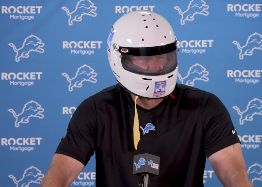 Dan Campbell helmet