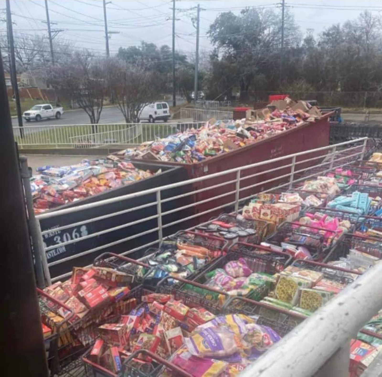 Texas grocery store dumpster fight