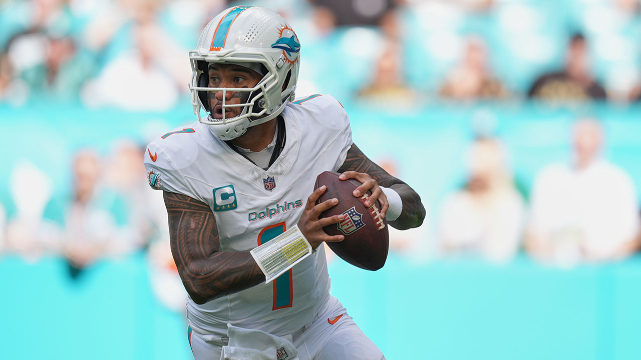Miami Dolphins quarterback Tua Tagovailoa (1) aims a pass during the first half of an NFL football game against the New Orleans Saints Sunday, Nov. 30, 2025, in Miami Gardens, Fla. 