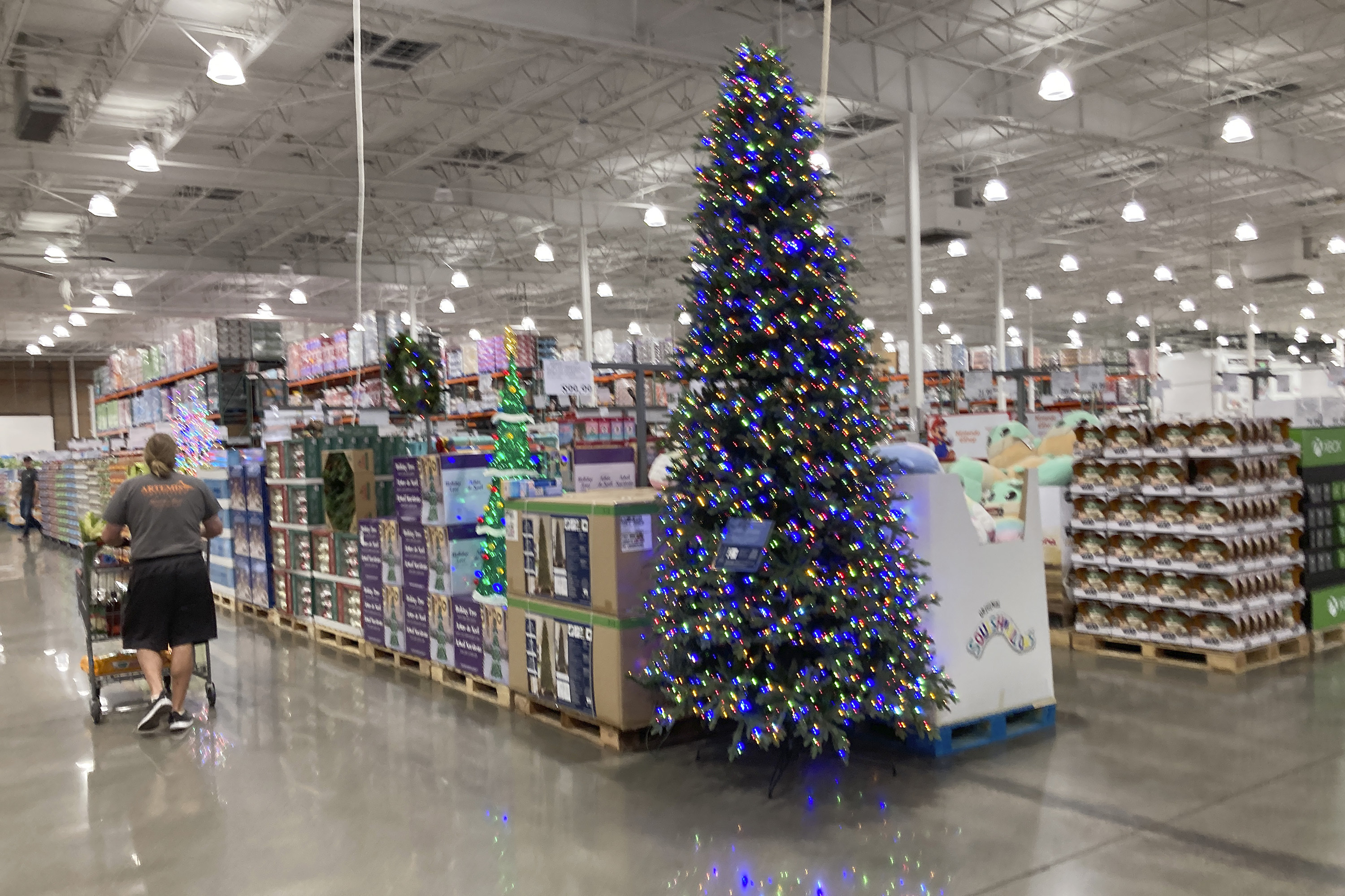 Holiday Hiring