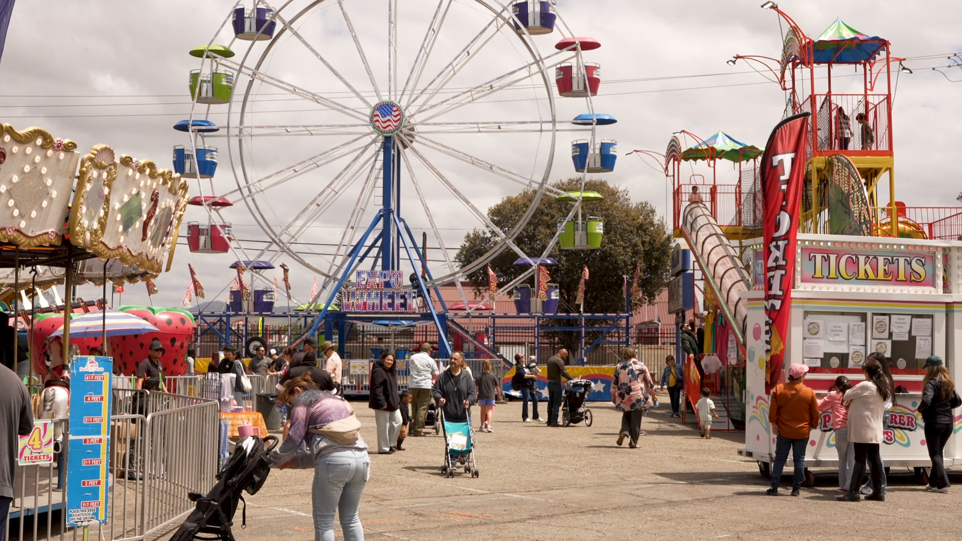 santa maria strawberry festival carnival 2025.png