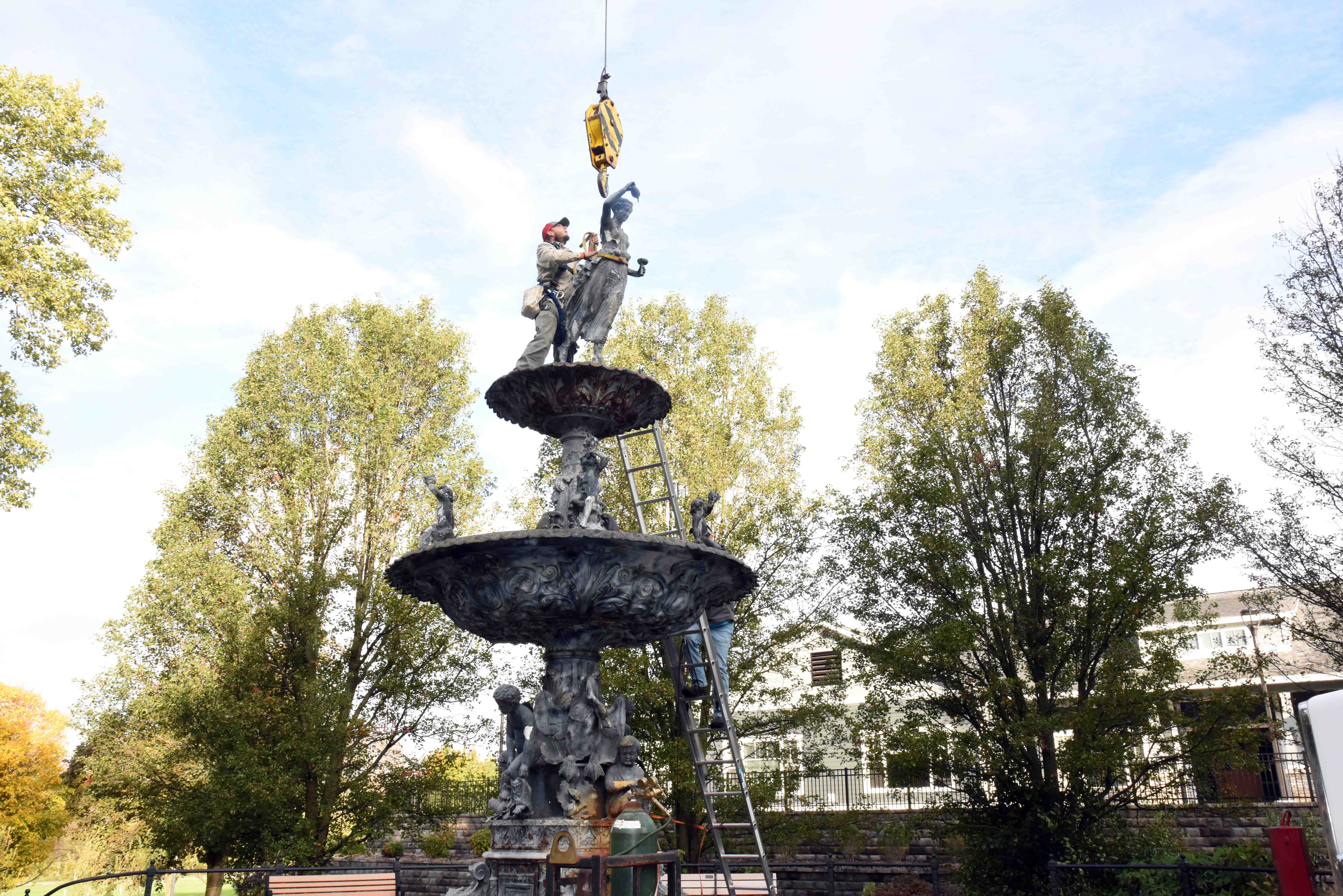 Hebe Fountain Dismantling.jpeg
