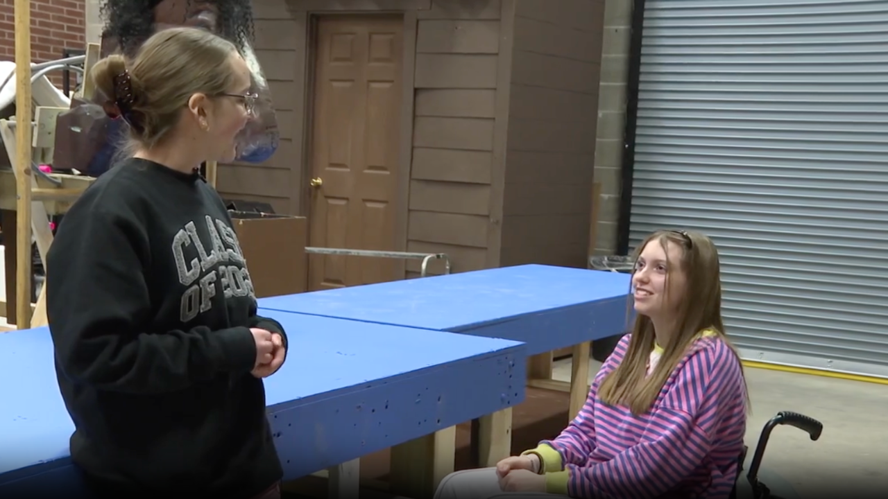 Cedarburg students get hands-on journalism experience