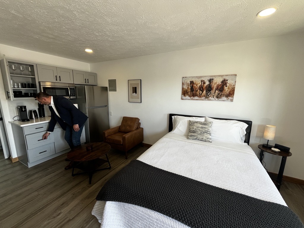 Sunrise Suites in Mount Sterling
