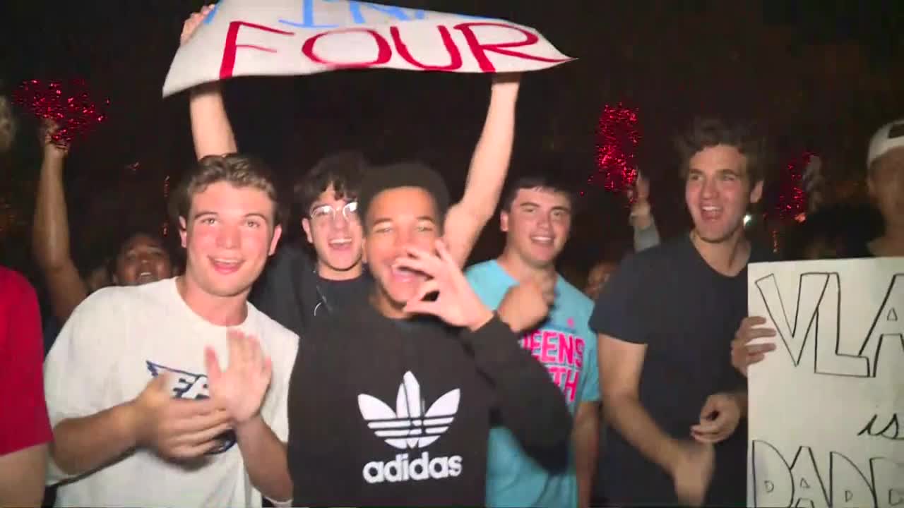 FAU Owls fans celebrate while welcoming basketball team back to campus, March 26, 2023