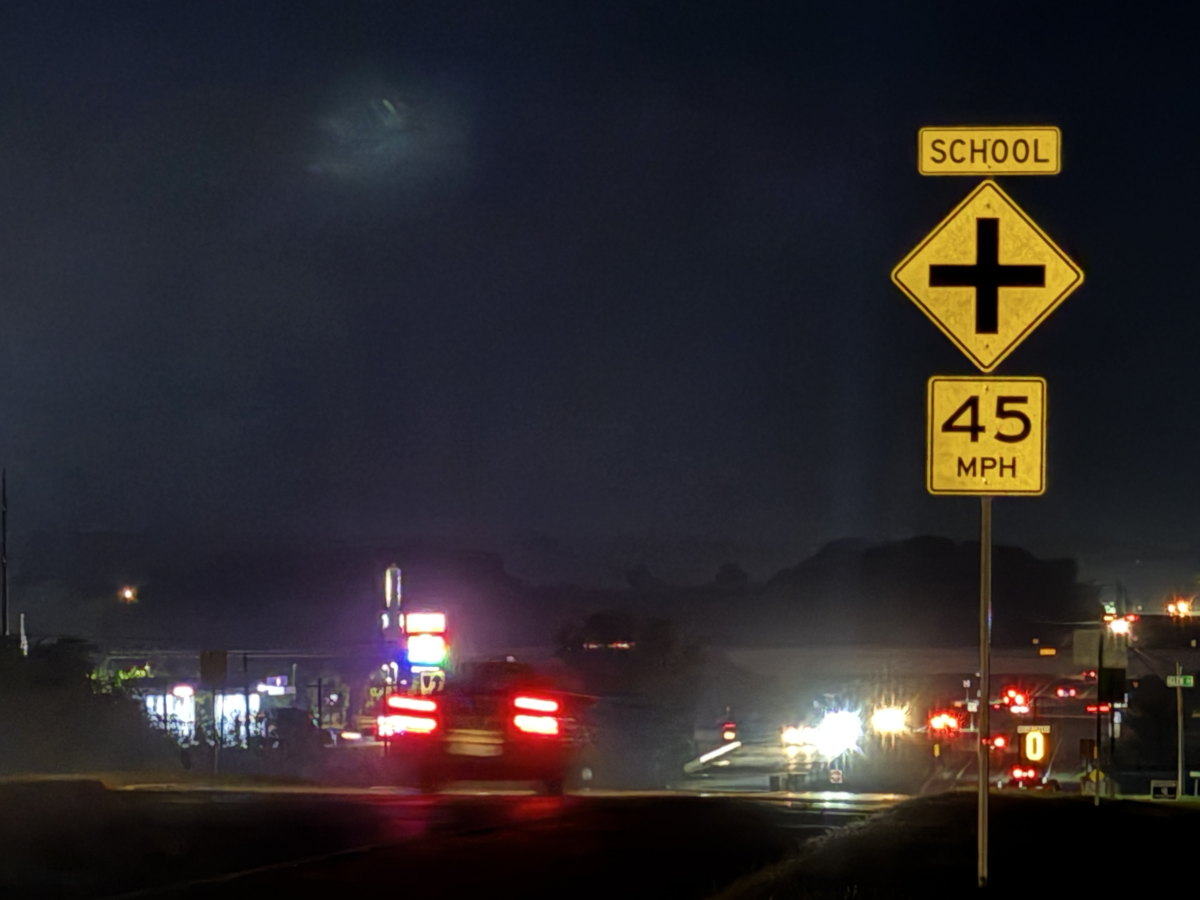 GLENPOOL ADVISORY SIGNS