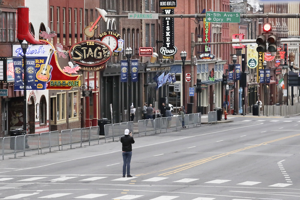 Nashville musicians find themselves without jobs or benefits