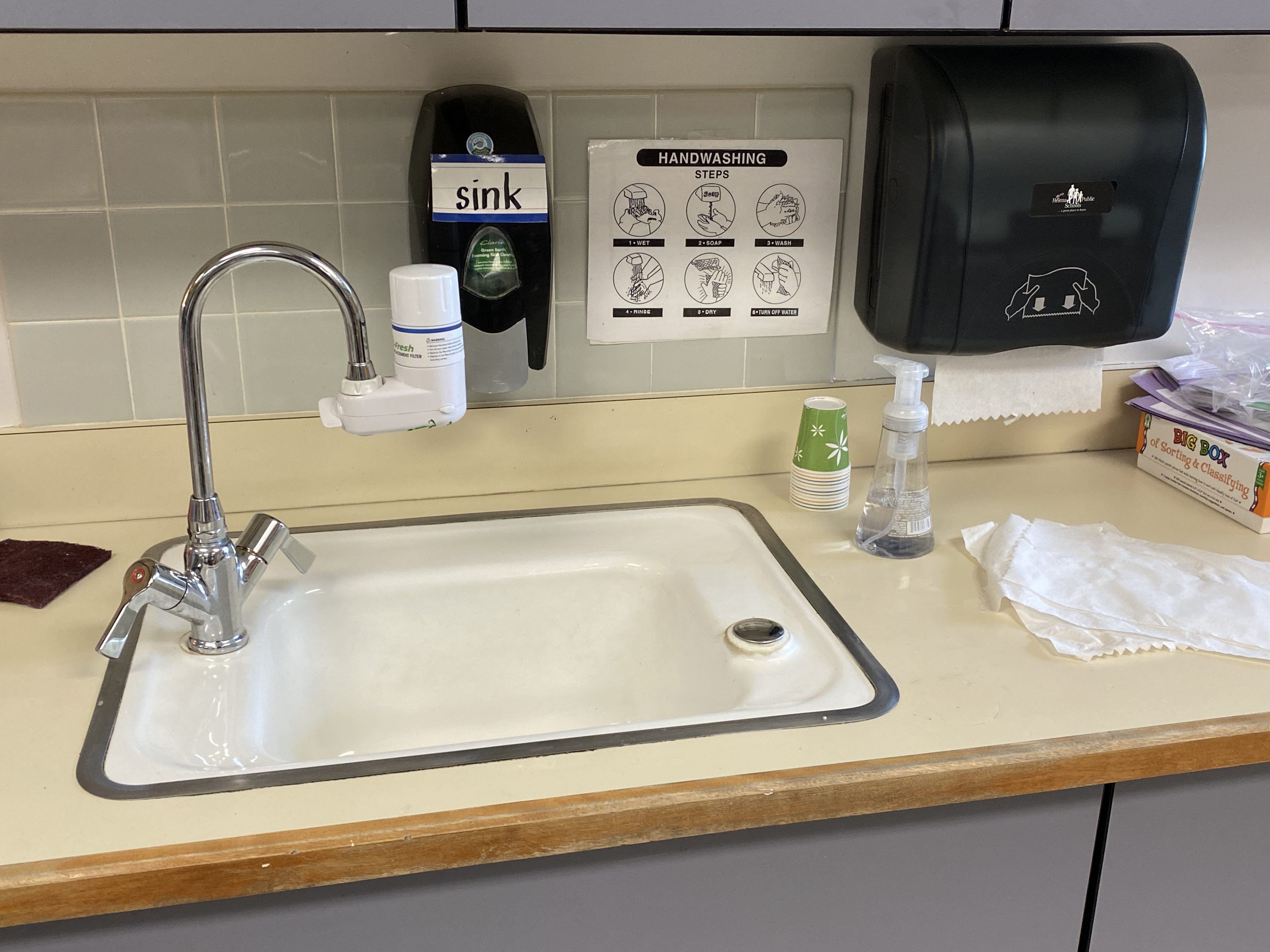MT schools address elevated lead levels in water fixtures - Vimarsana News
