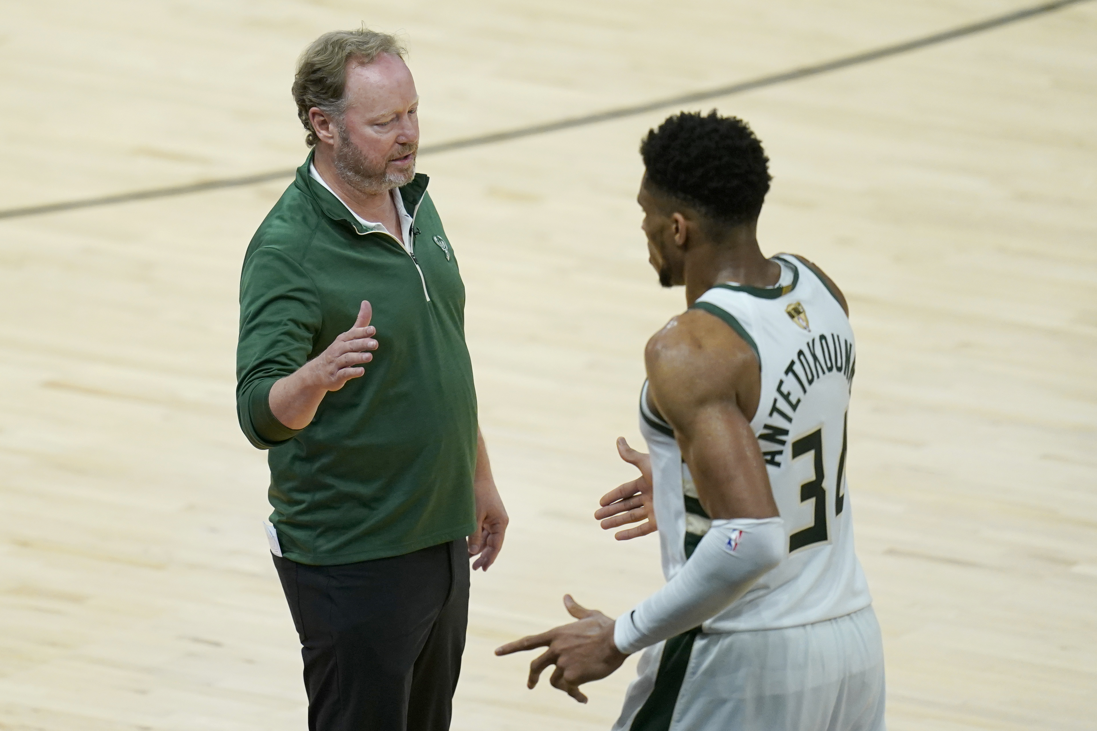 Mike Budenholzer, Giannis Antetokounmpo