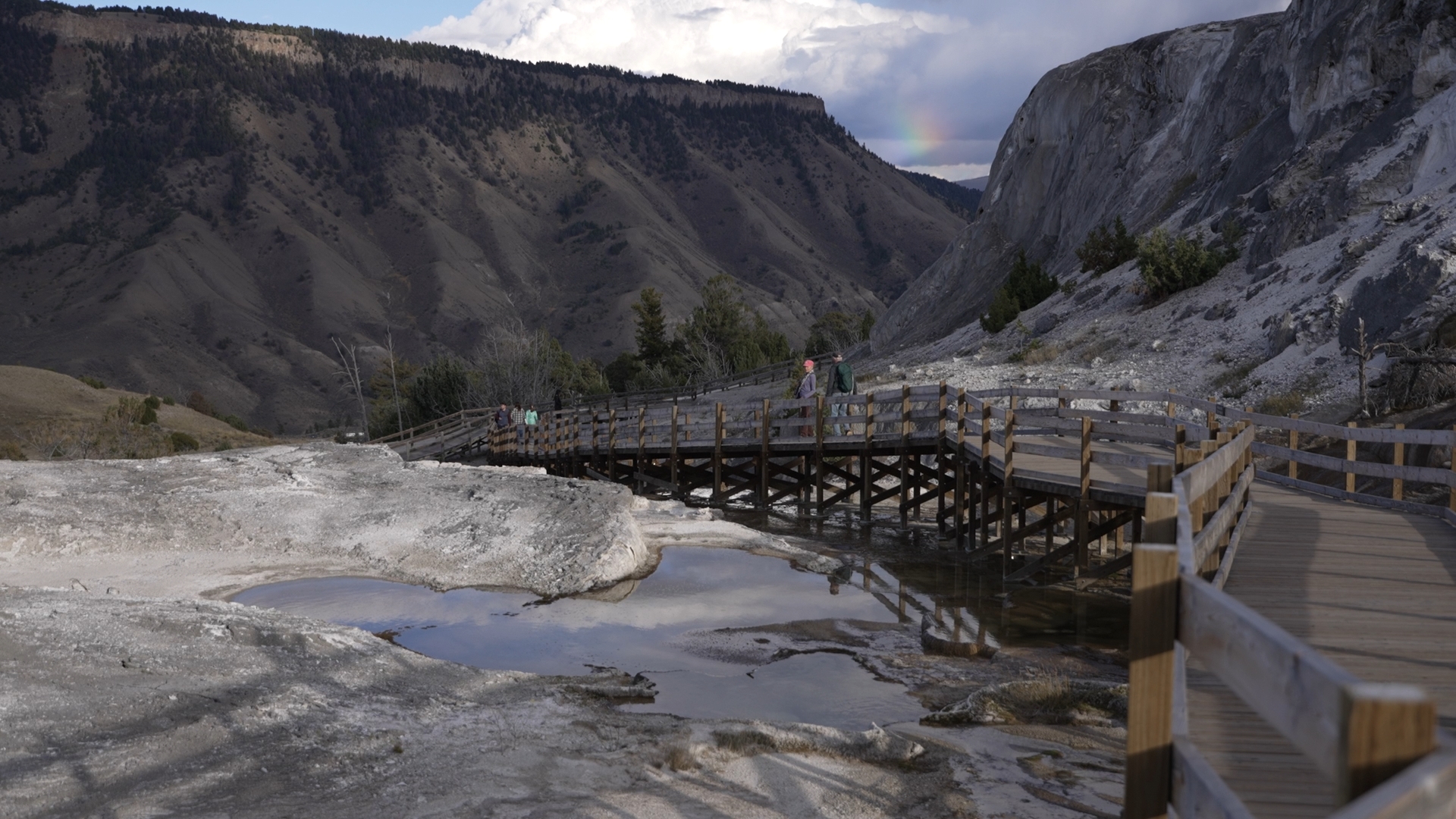 Yellowstone Crews Remove Record Debris From Thermal Areas