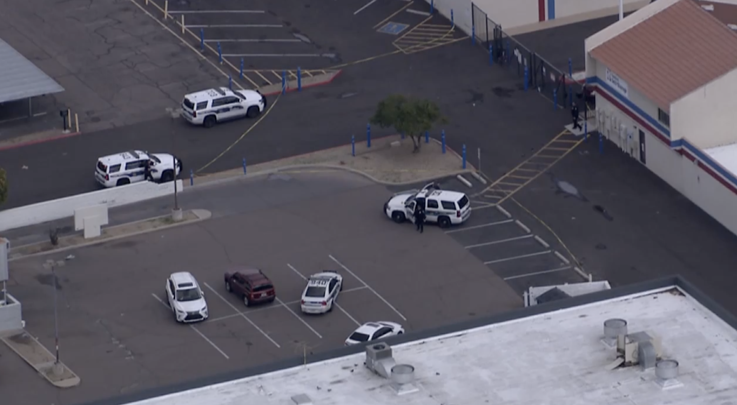 Phoenix police shooting near 32nd Street and Van Buren