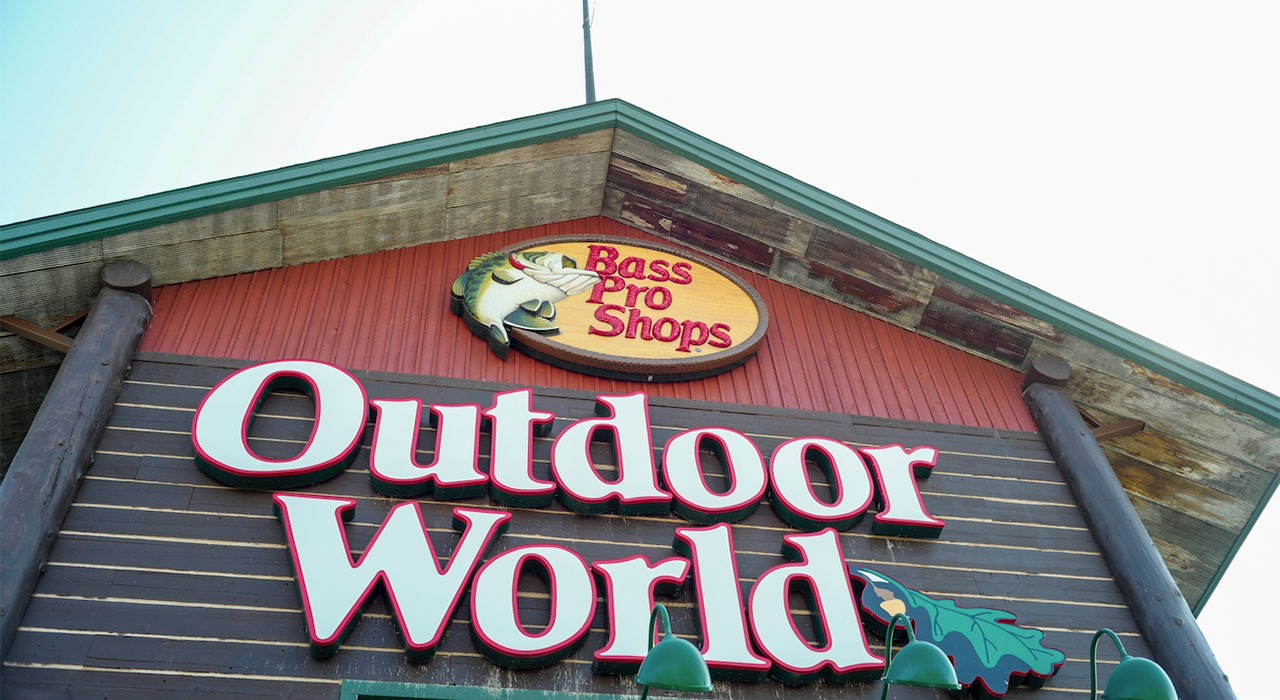 Bass Pro Shops 
