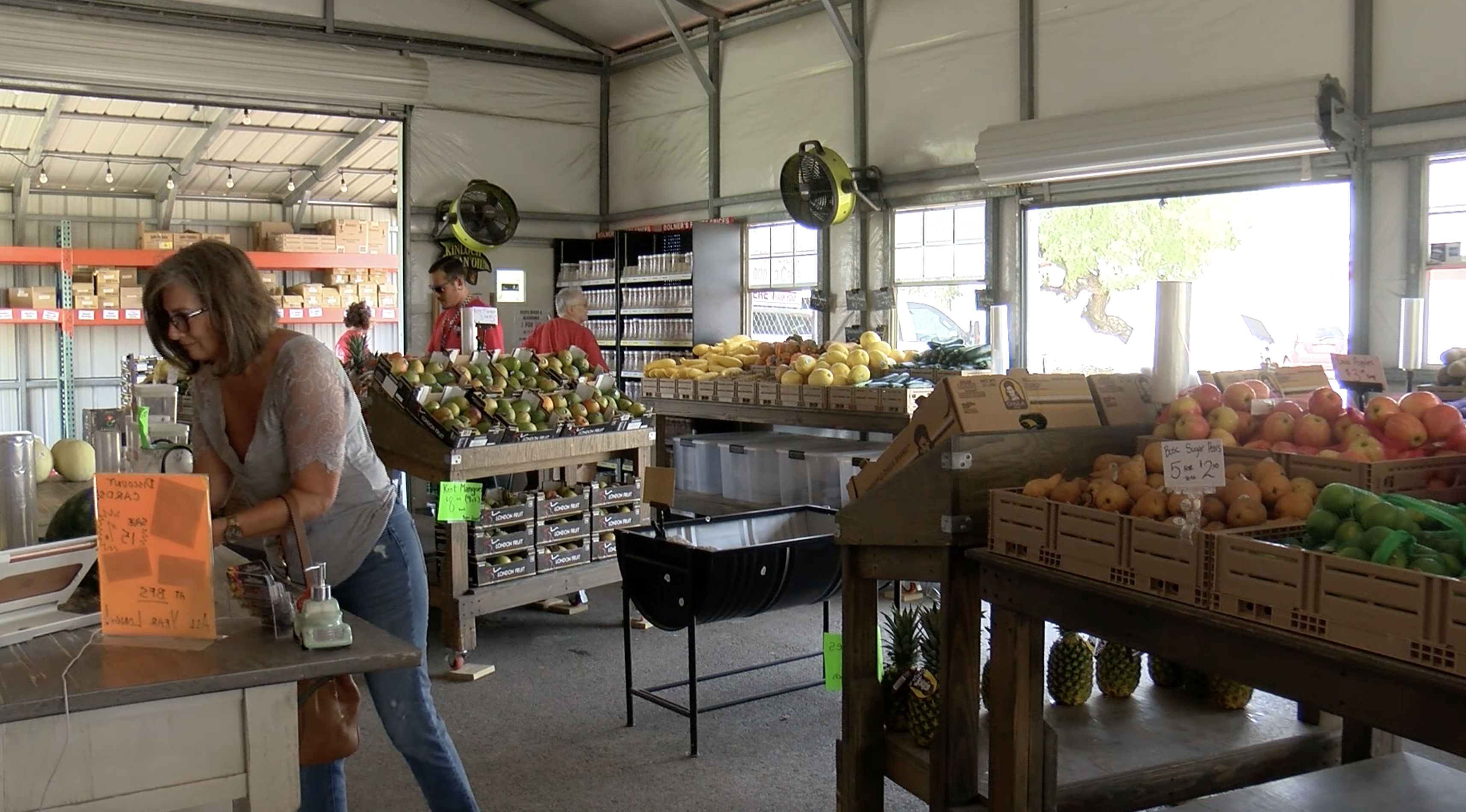 Bluntzer Fruit Stand still stocking fruits, vegetables - Vimarsana News