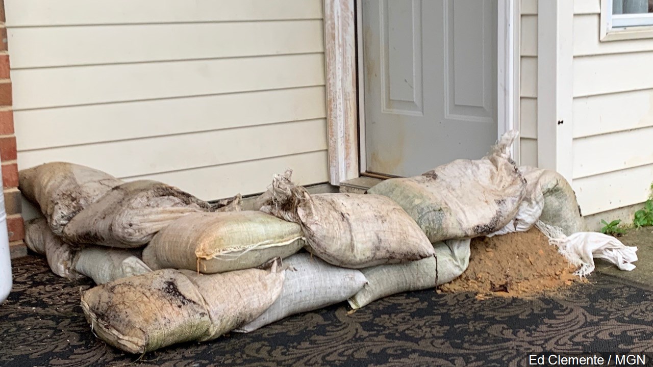 sandbag distribution.jpg