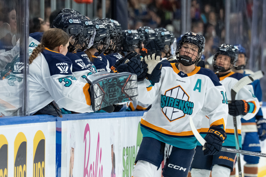 PWHL Sirens Goldeneyes Hockey