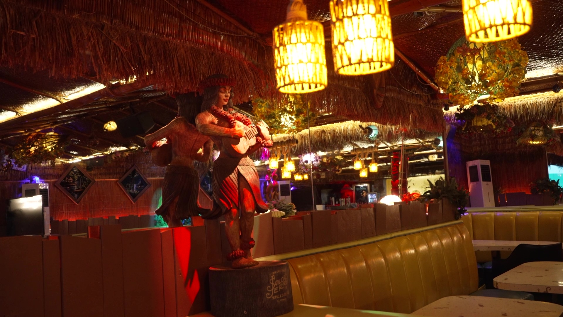 Sip 'N Dip Lounge in Great Falls