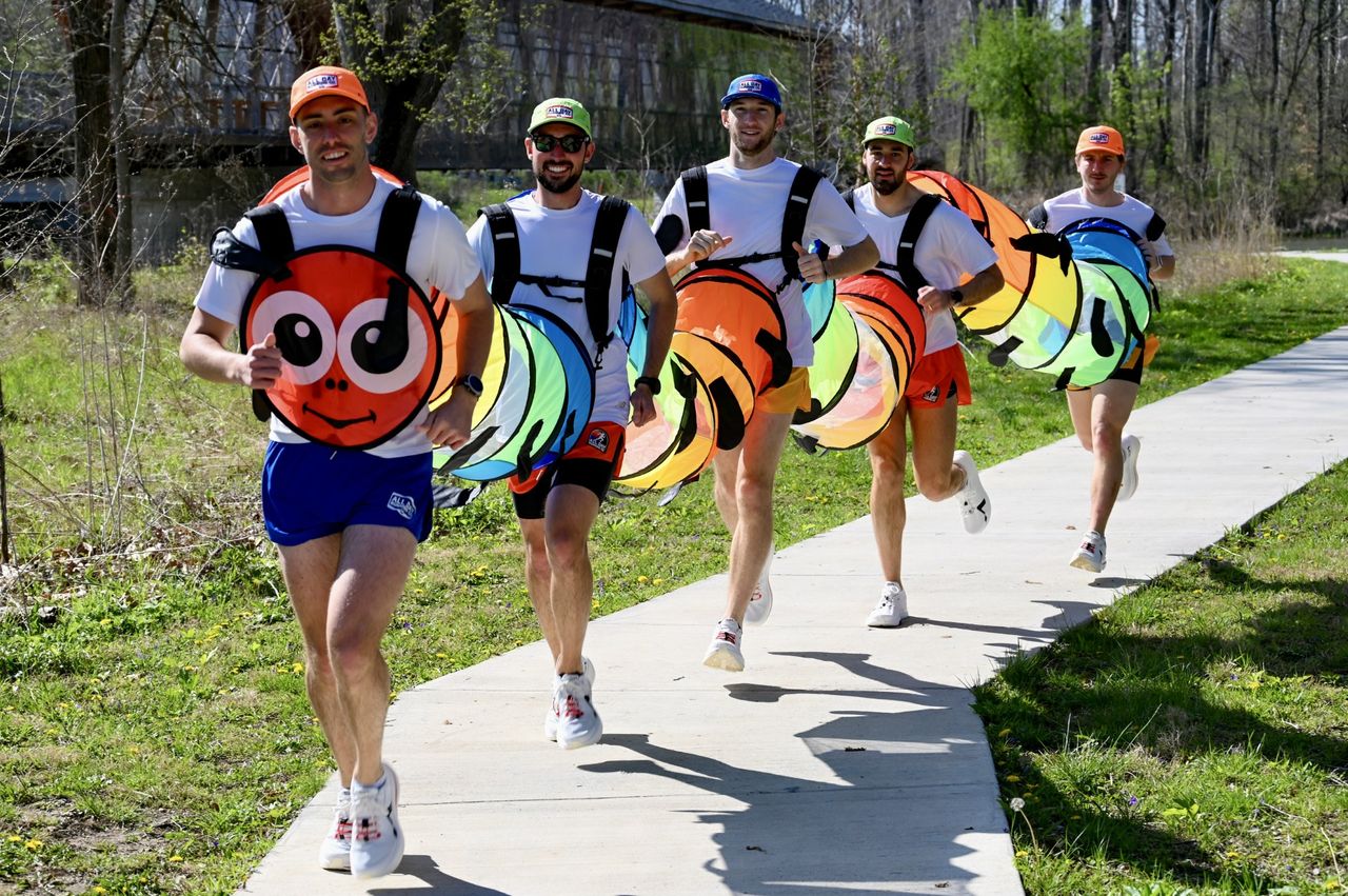 PHOTO - CATERPILLAR RUNNERS.jpeg