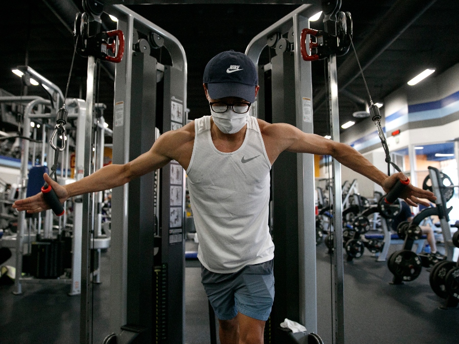 gym_workout_mask_apphoto.jpg