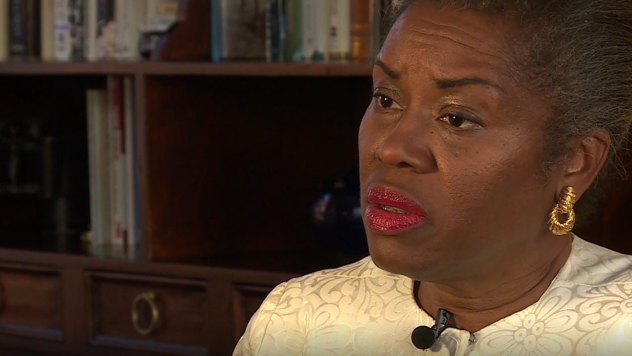 Winsome Earle-Sears 03.png