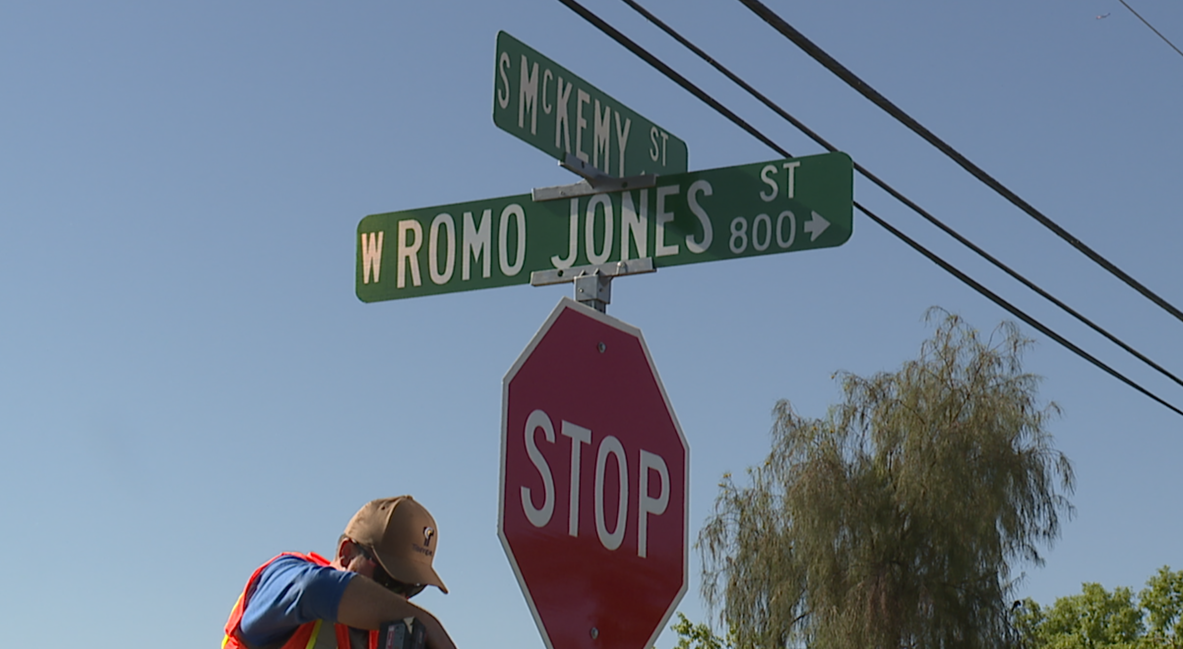 Romo Jones Street