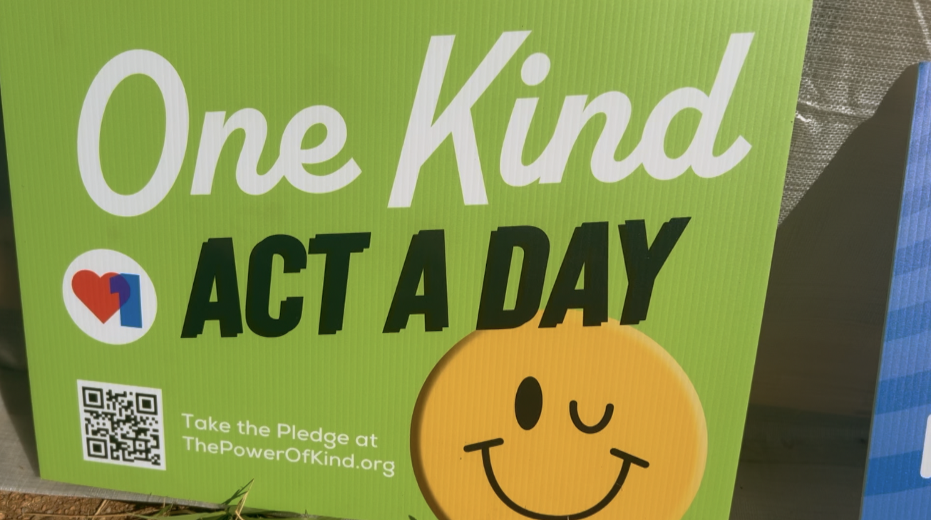 Manitou Springs Community Foundation's "Pay it Forward" program inspires young people to give back to their community