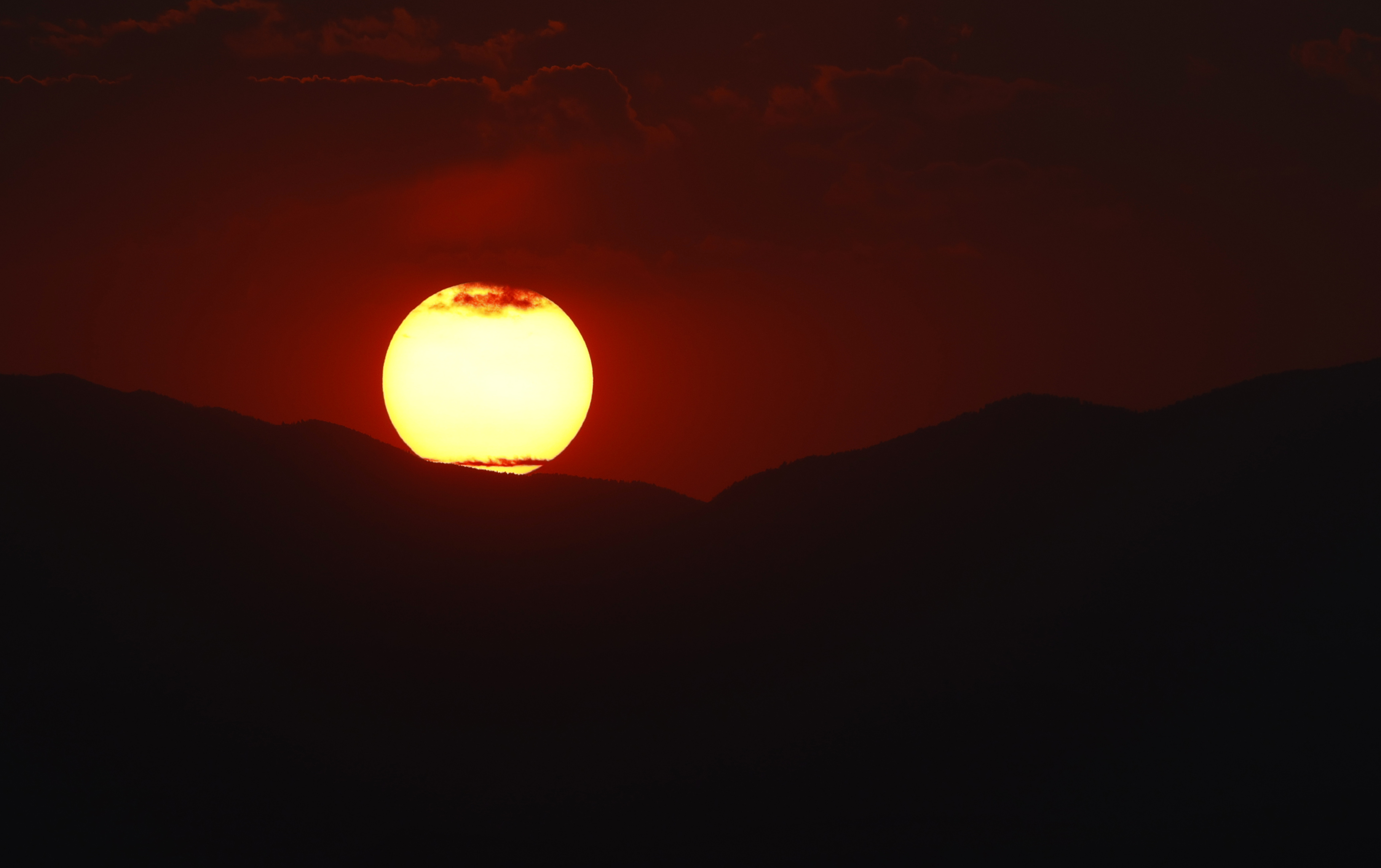 colorado wildfire sunset august 2020