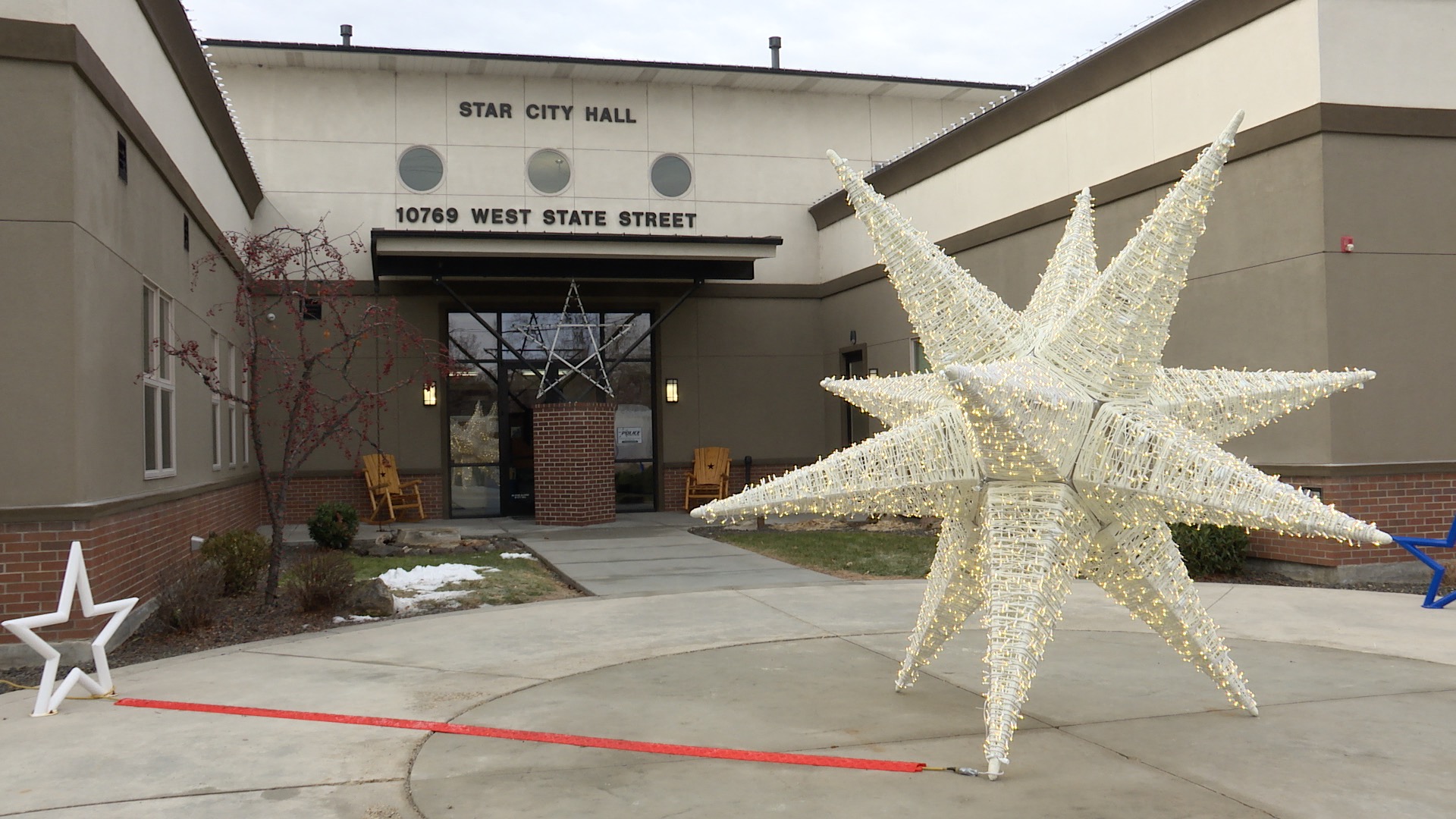 GIANT_STAR.jpg