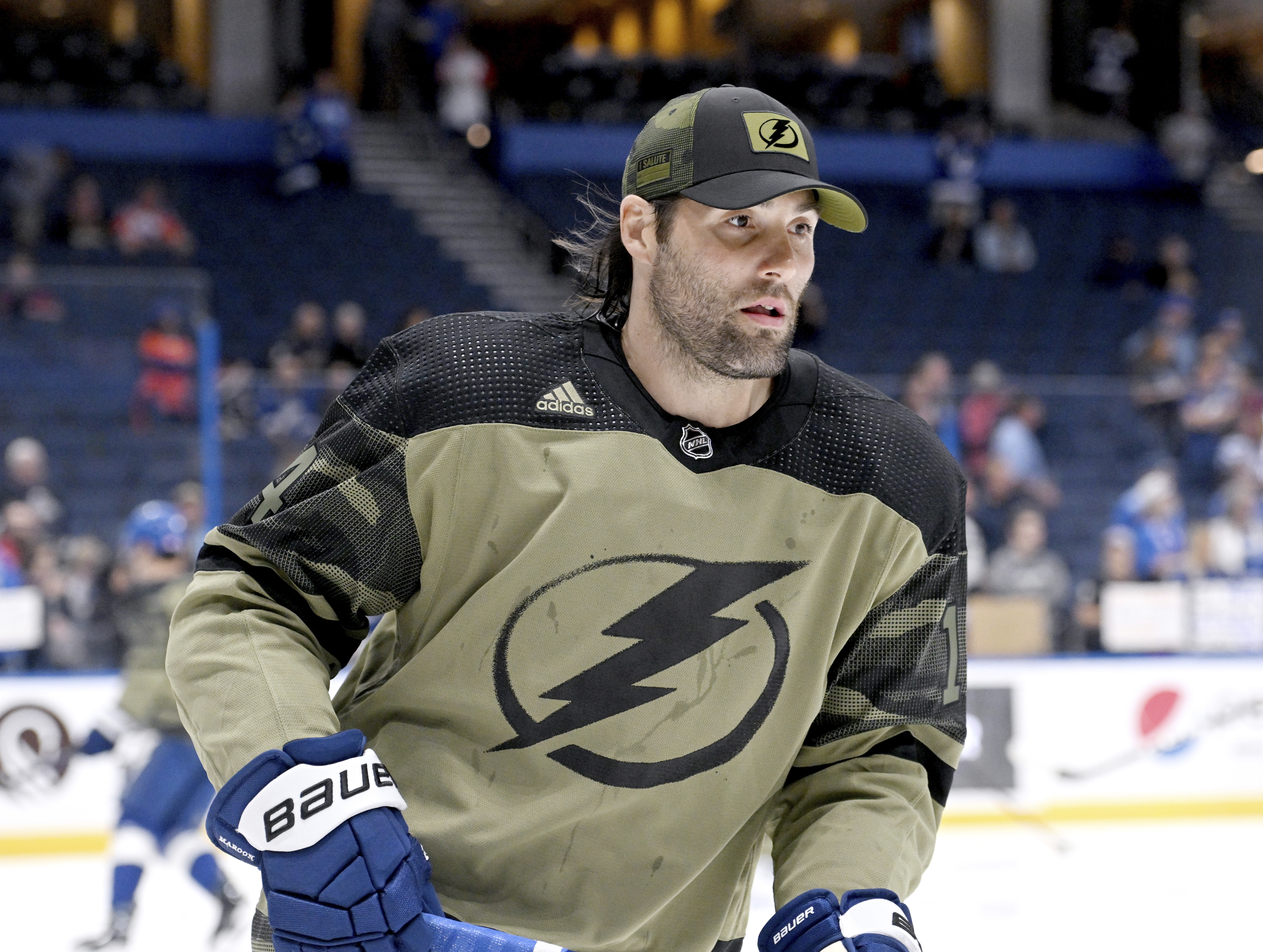 Oilers Lightning hockey