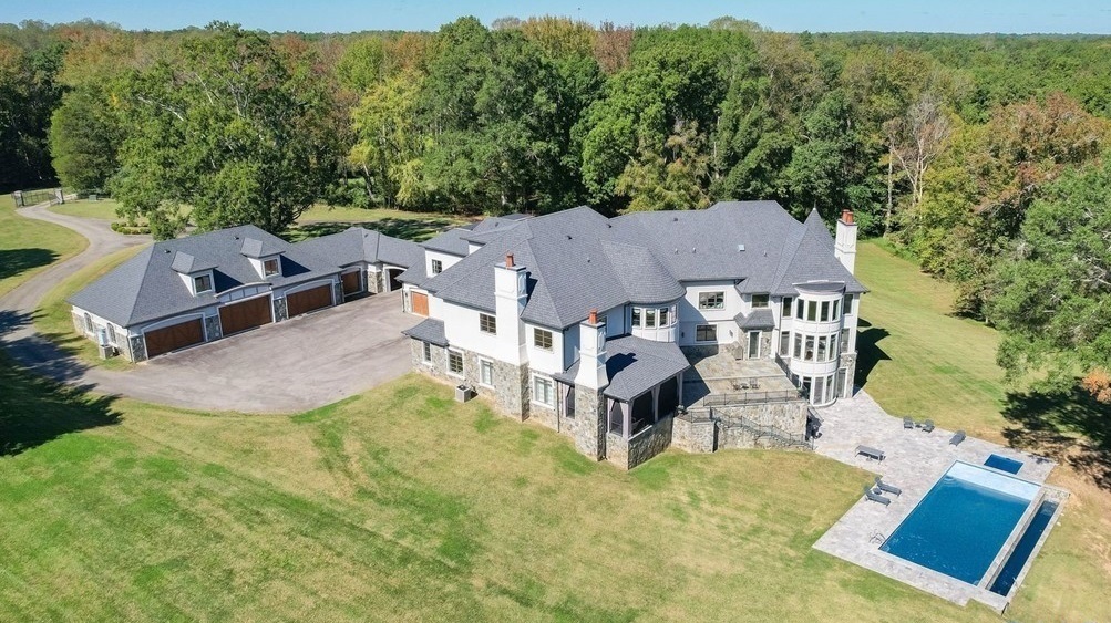 Ben Wallace Goochland mansion.jpg