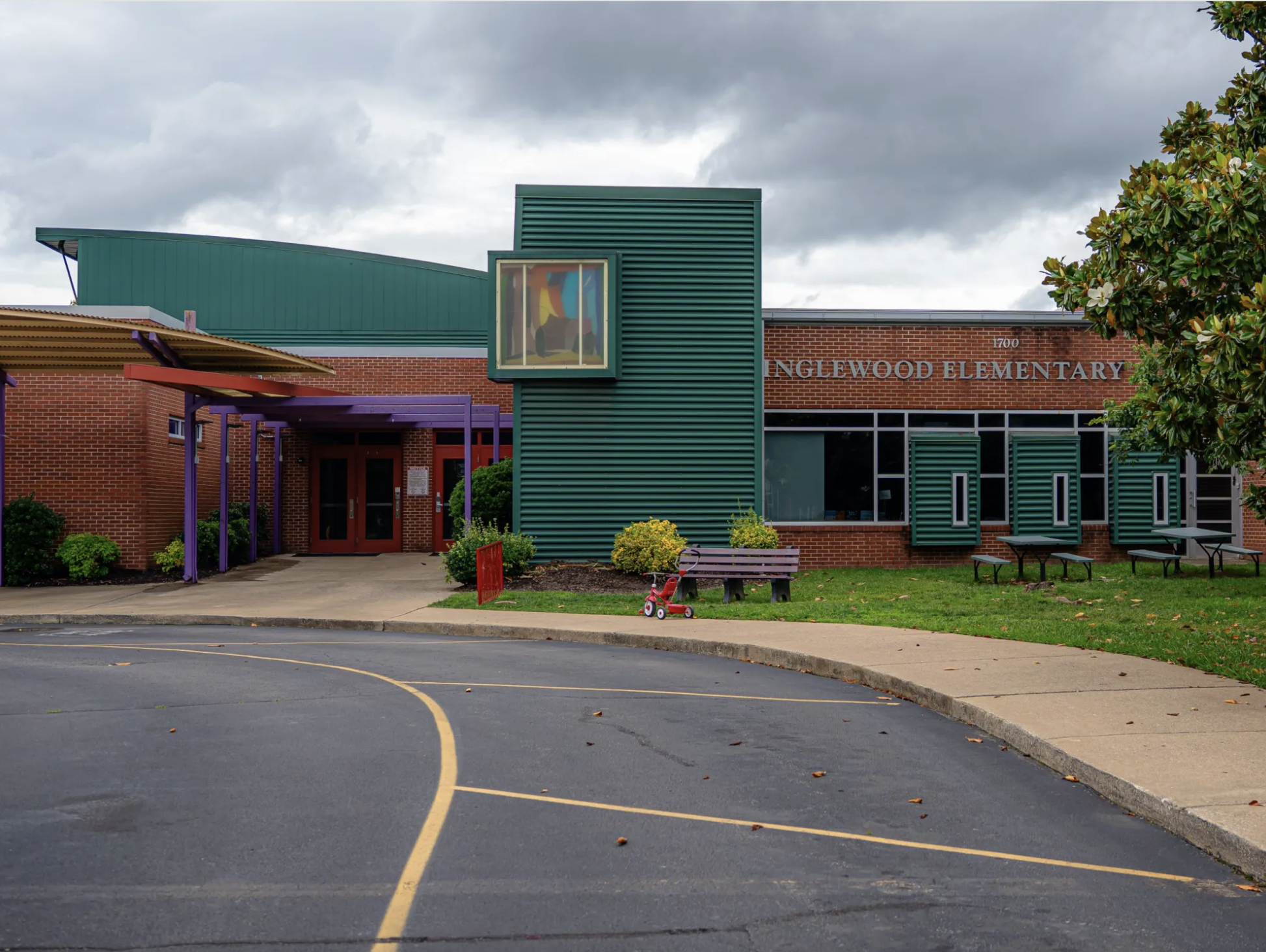 Metro Nashville Public Schools has changed a policy because of concerns about the situation it created at Inglewood Elementary School.