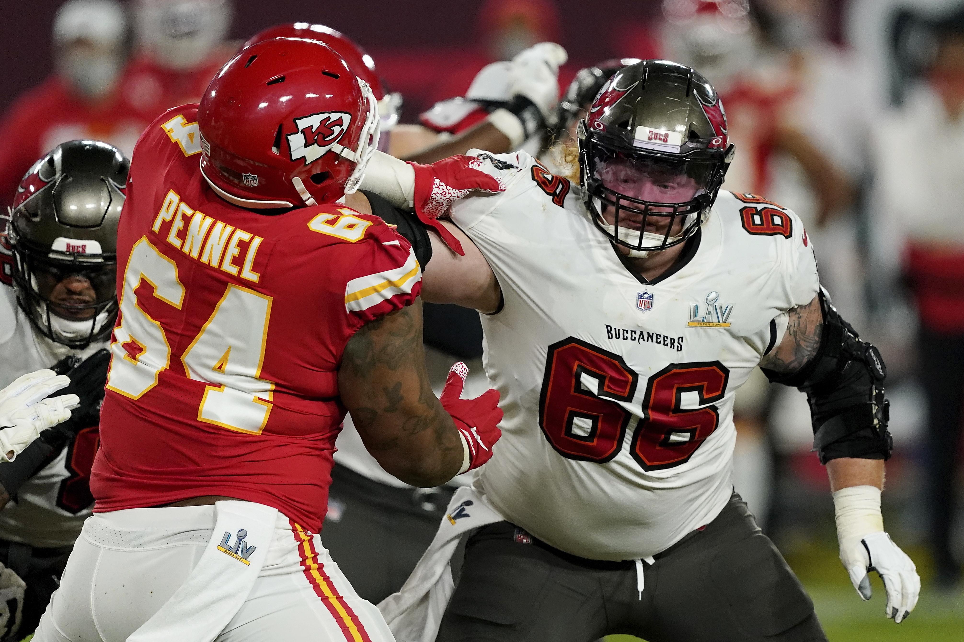 CSU-Pueblo alum Pennel signs one-year deal with Bears