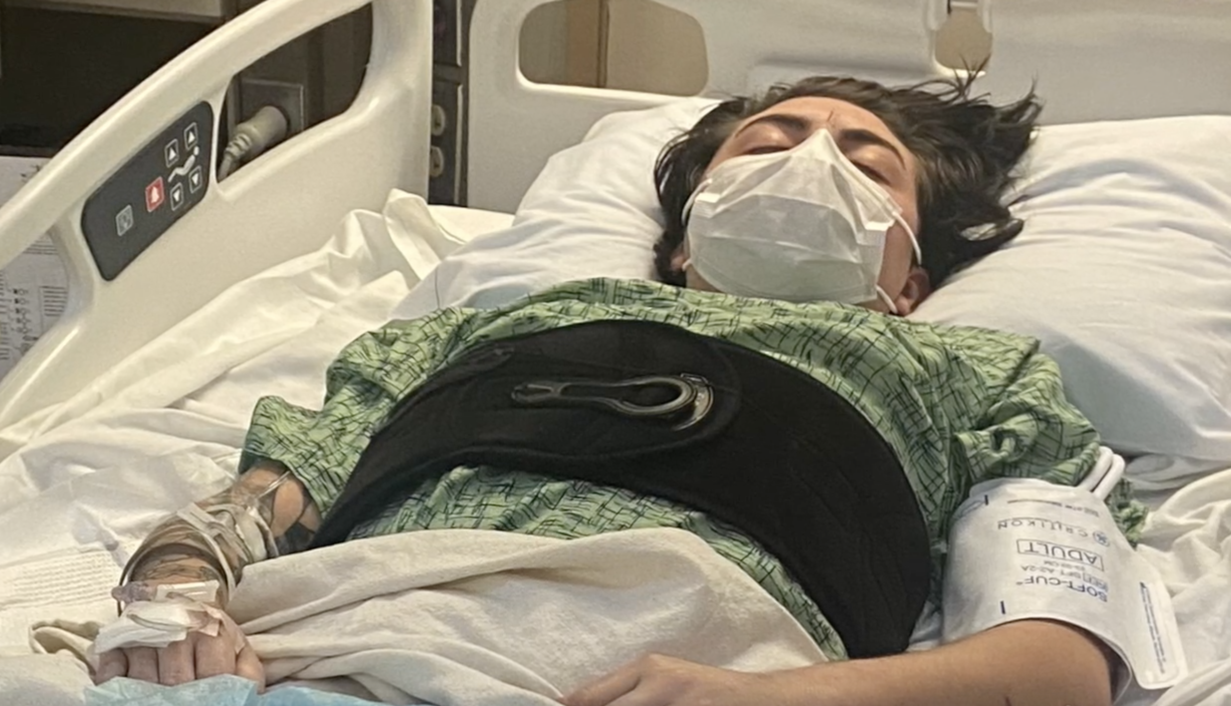 Alpine nursing student severely injured after pushing disabled car off I-8