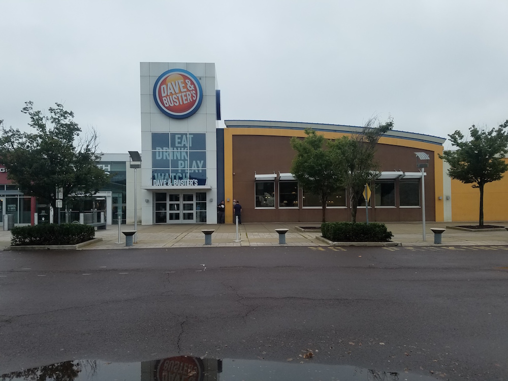  Dave & Buster's 