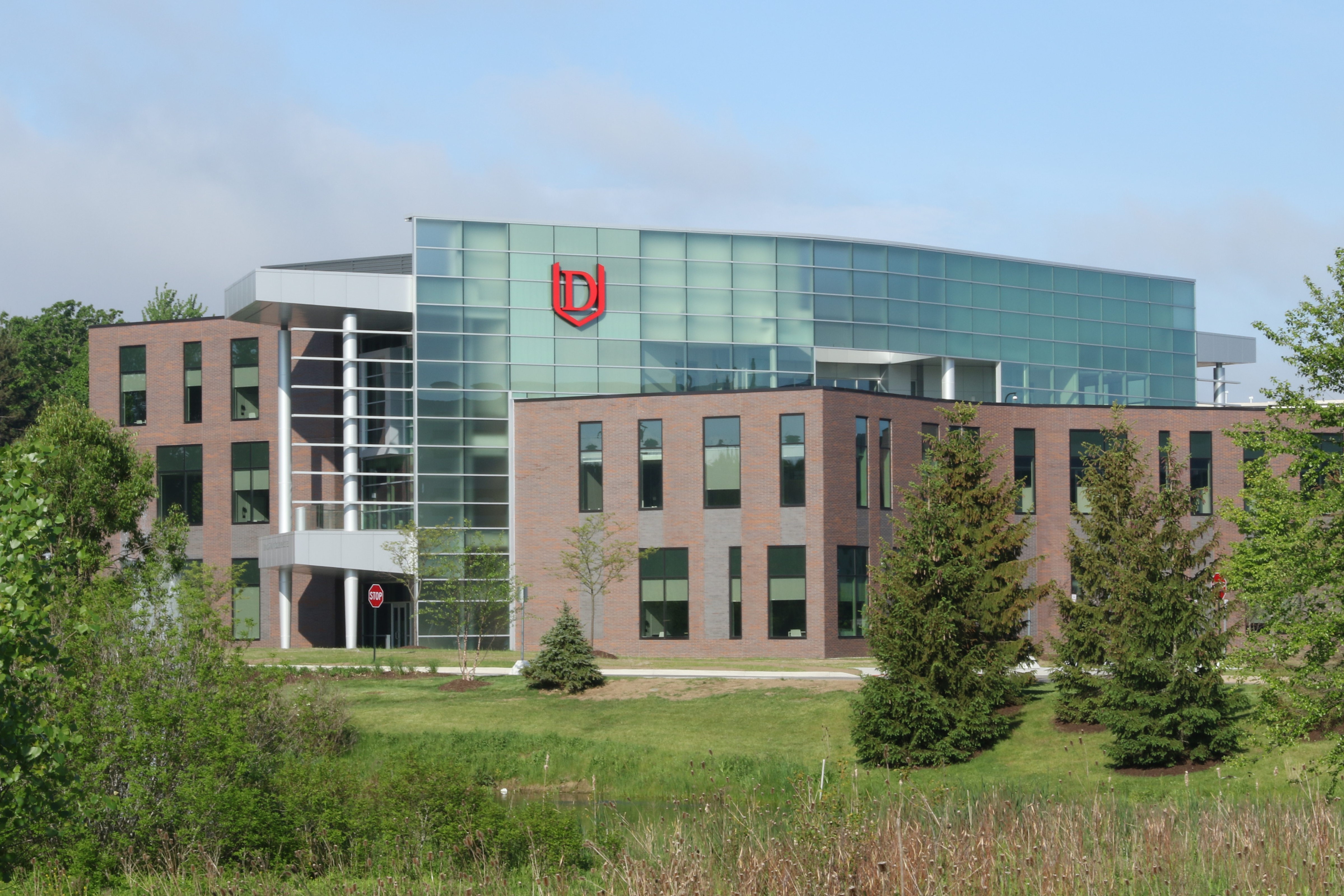 Donald W. Maine College of Business-Davenport University.jpg